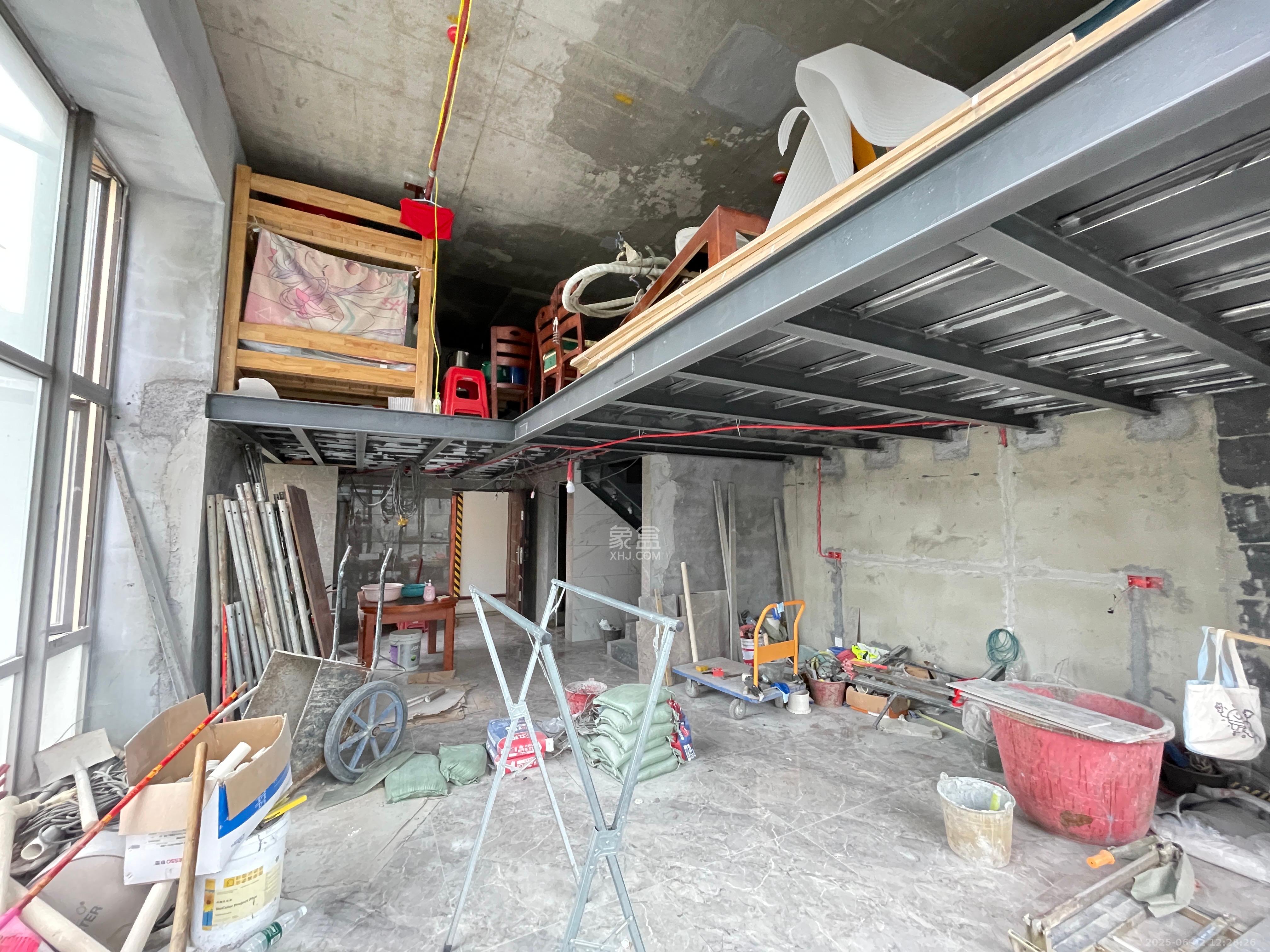 世茂璀璨天城公寓  1室1厅1卫    3000.0元/月 世茂璀璨天城公寓  1室1厅1卫    3000.0元/月室内图