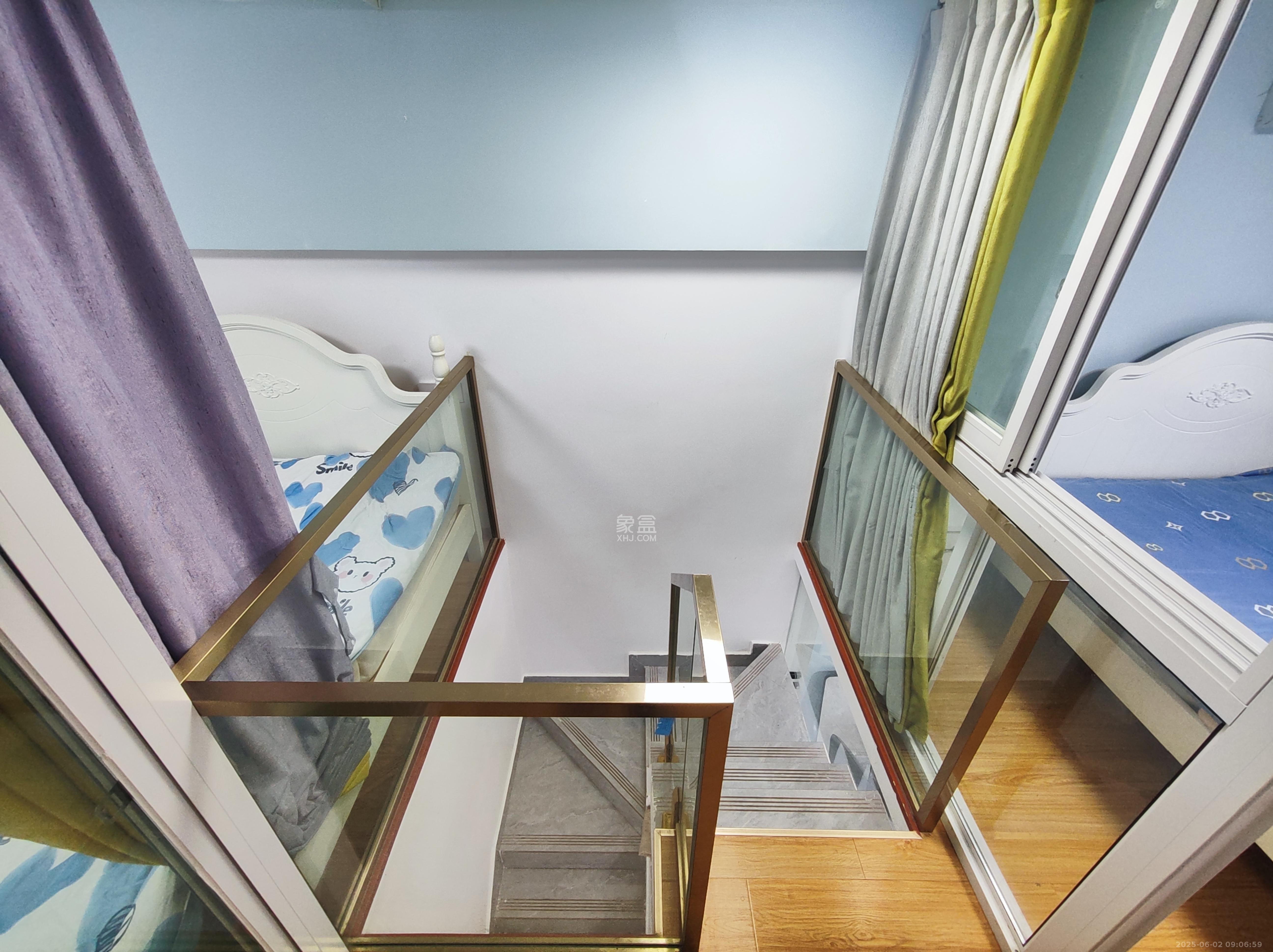 天麓轻奢国际 2室1厅1卫 1750.0元/月 天麓轻奢国际 2室1厅1卫 1750.0元/月室内图