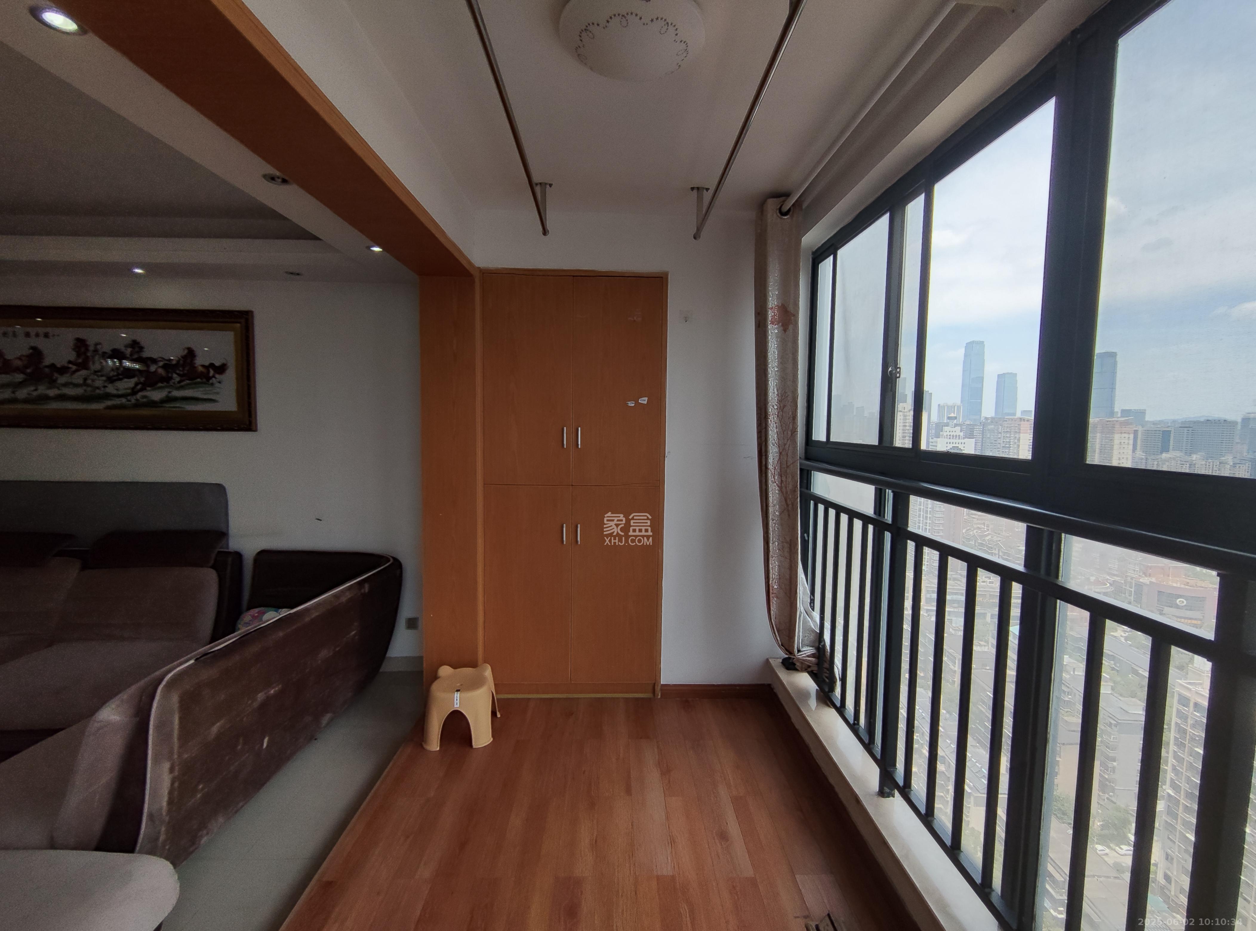 曙光领峰(曙光家园) 3室2厅2卫 3000.0元/月 曙光领峰(曙光家园) 3室2厅2卫 3000.0元/月室内图