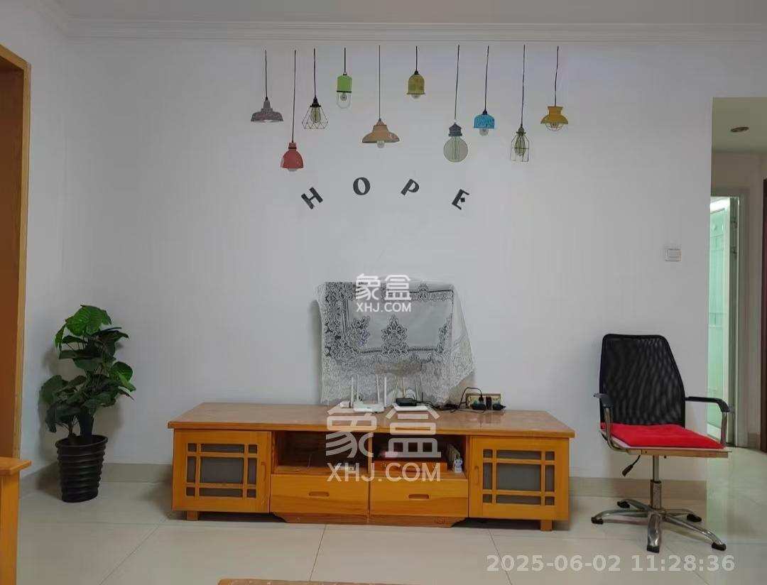 幸福郡音乐花园 2室2厅1卫 1550.0元/月 幸福郡音乐花园 2室2厅1卫 1550.0元/月室内图