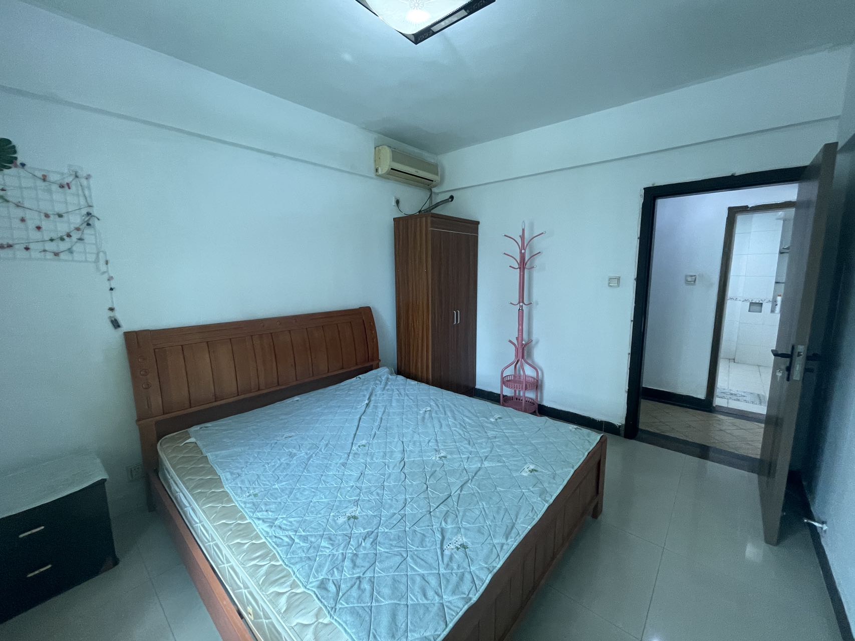 金银广场 2室2厅1卫 2100.0元/月 金银广场 2室2厅1卫 2100.0元/月室内图