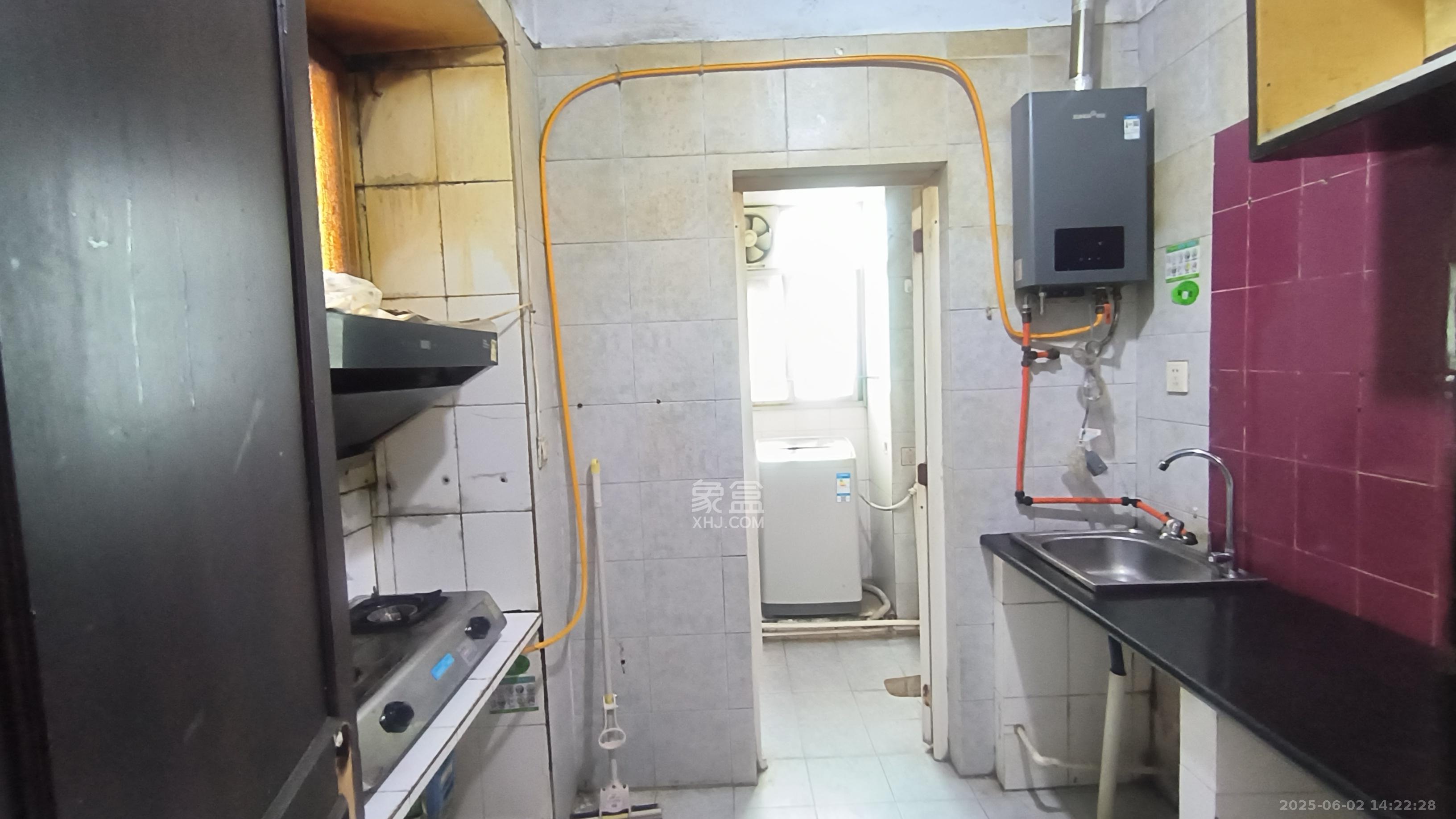 红旗社区  2室2厅1卫   1400.00元/月室内图