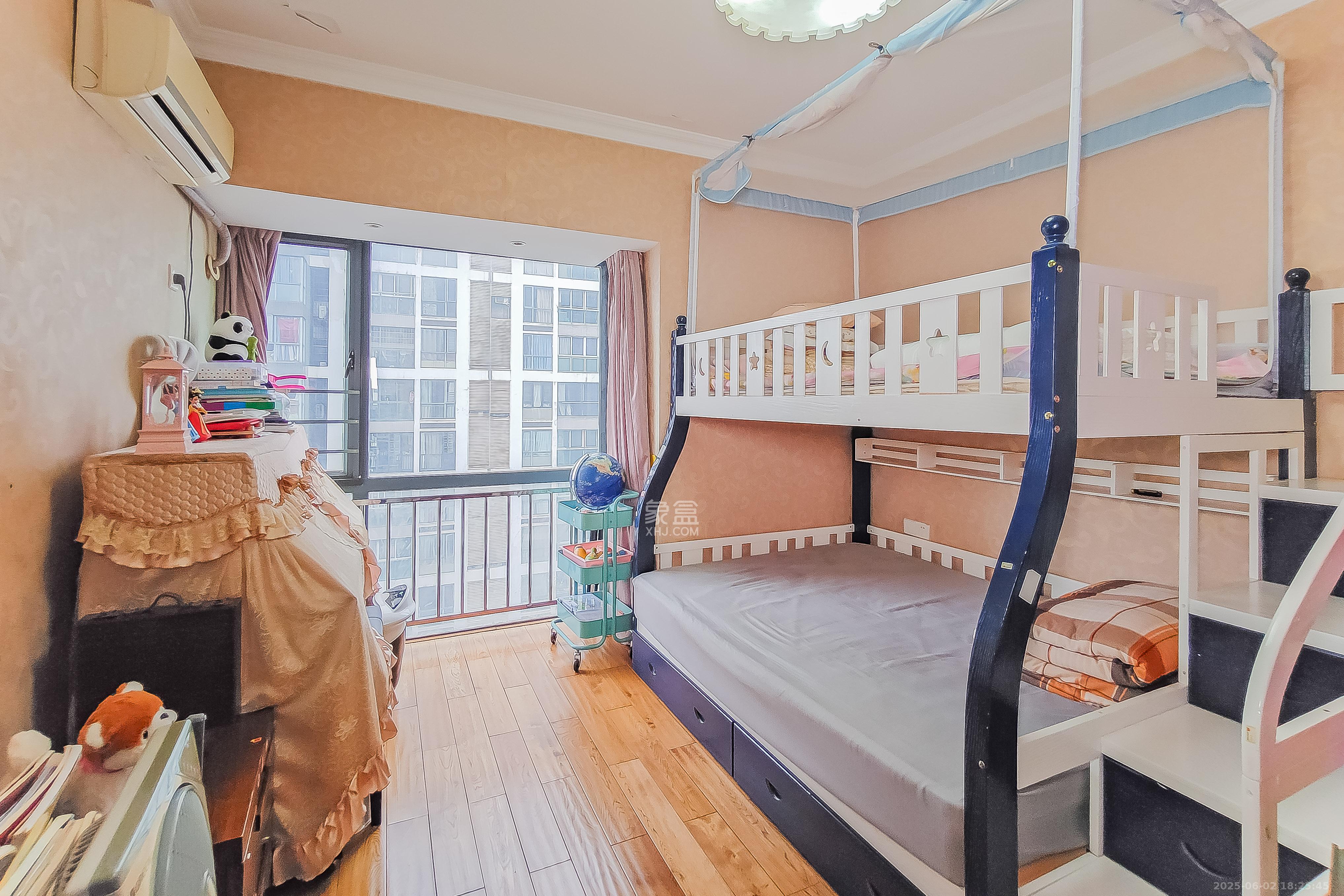 格蓝康都  3室2厅2卫    98.8万 格蓝康都  3室2厅2卫    98.8万卧室