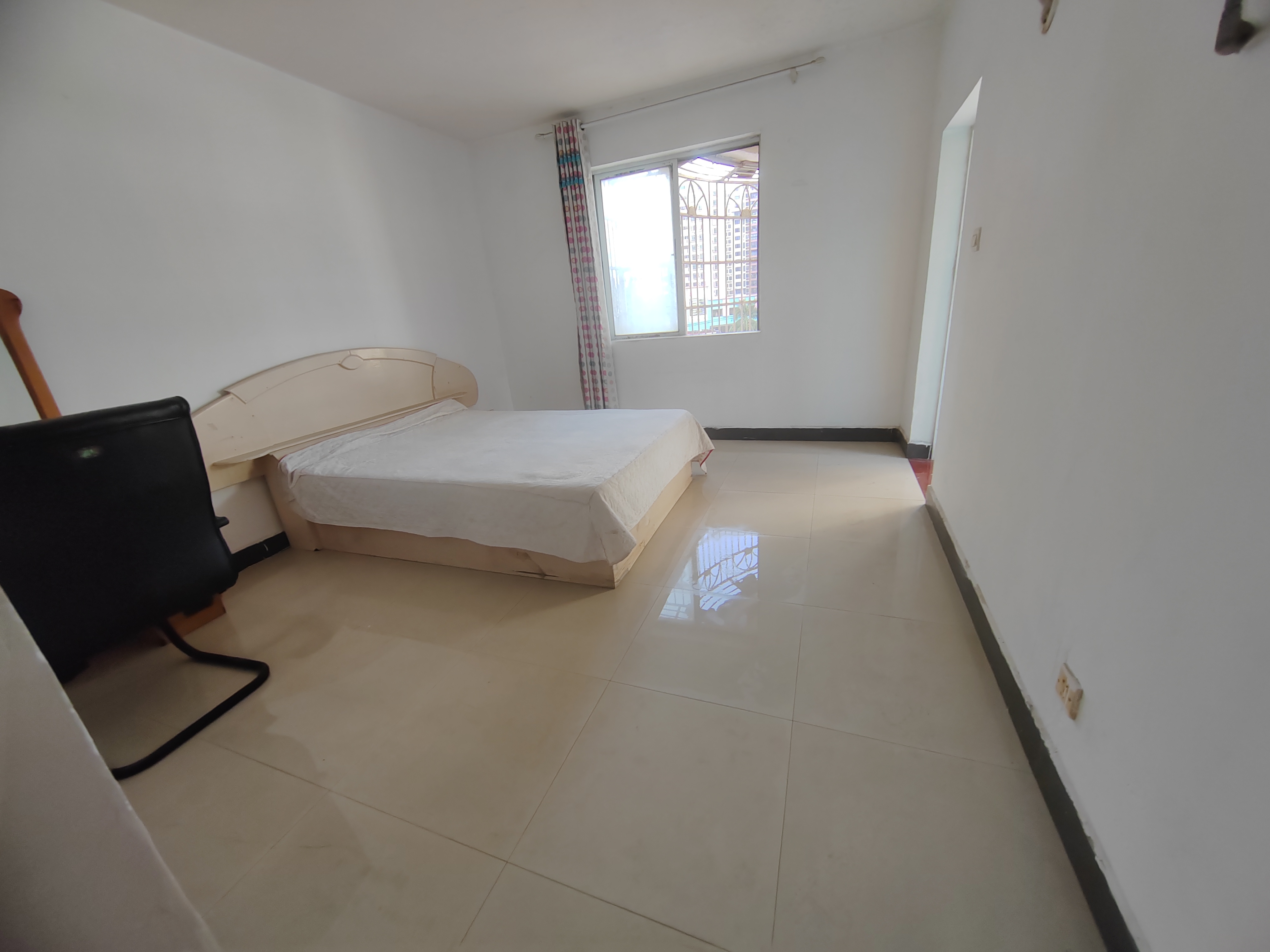 国托公寓 2室2厅1卫 1800.0元/月 国托公寓 2室2厅1卫 1800.0元/月室内图