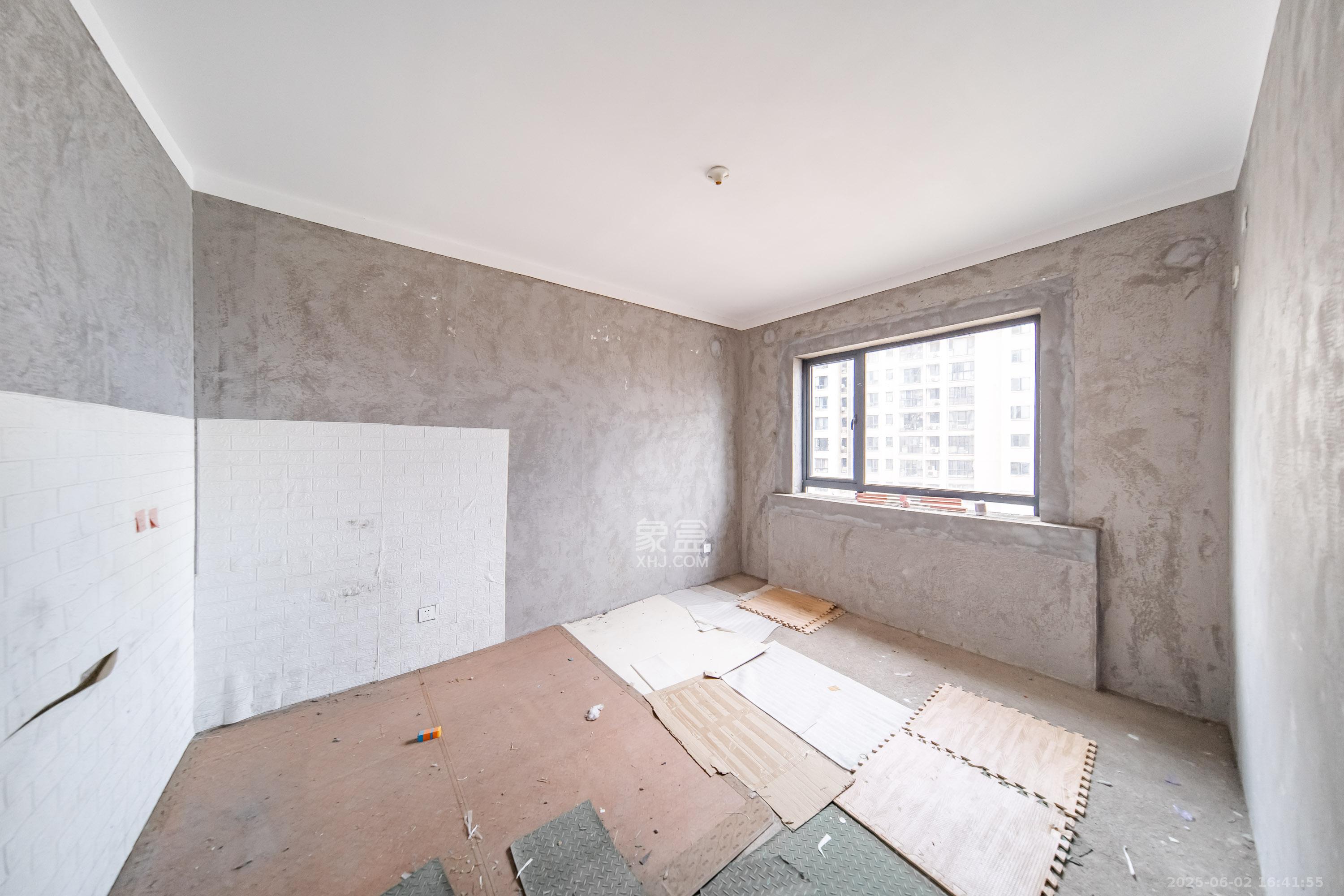 湘熙水郡(观澜海赋家园) 3室1厅1卫 100.0万 湘熙水郡(观澜海赋家园) 3室1厅1卫 100.0万卧室