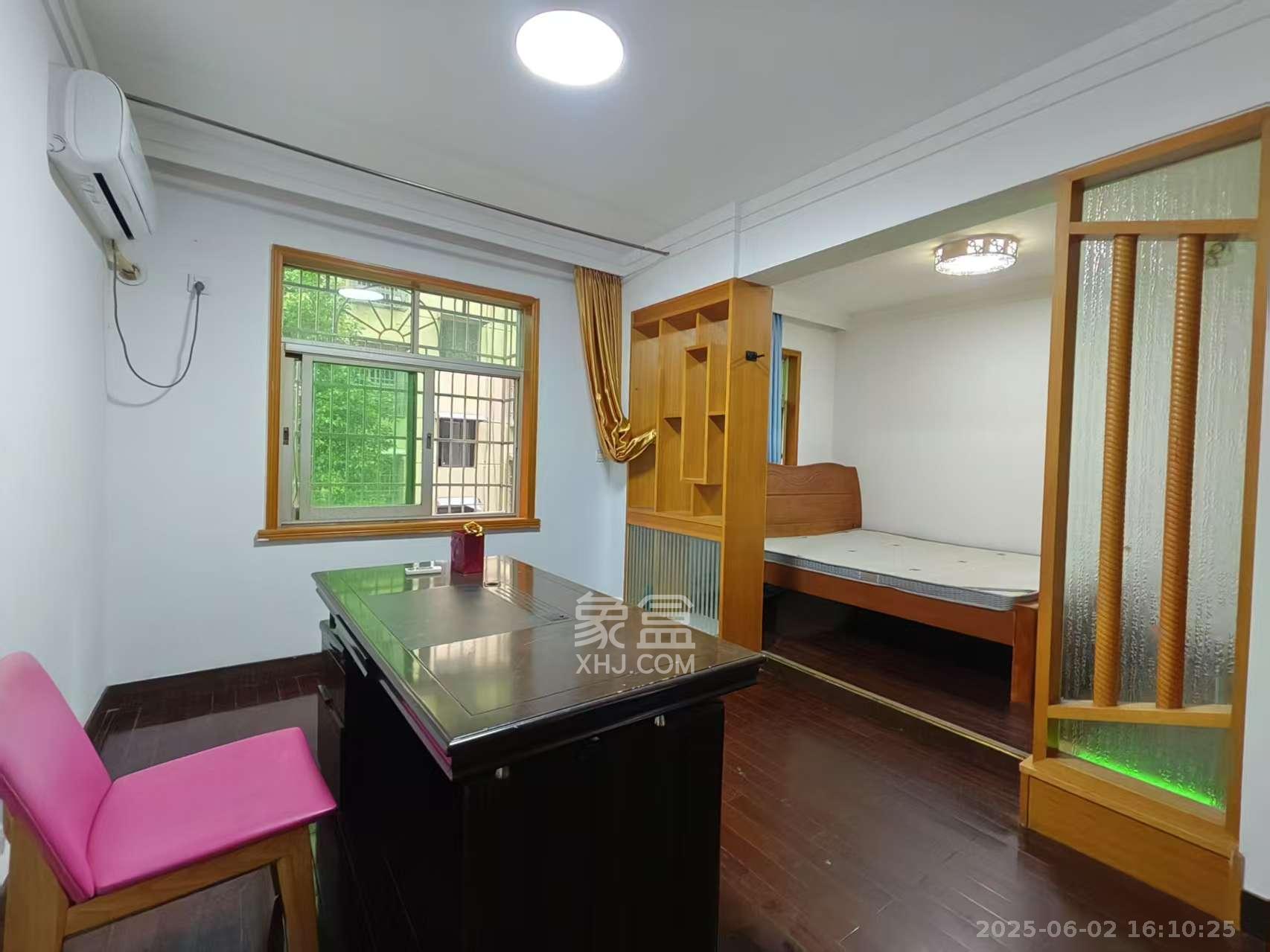 望兴家园 3室2厅2卫 2800.0元/月 望兴家园 3室2厅2卫 2800.0元/月室内图