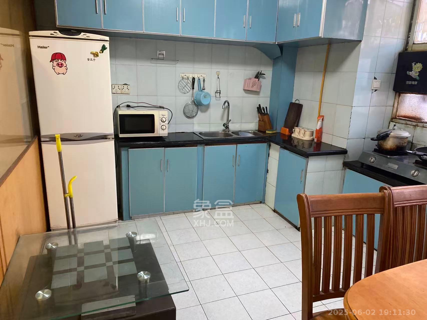 骆家坝小区  2室2厅1卫    1500.0元/月室内图