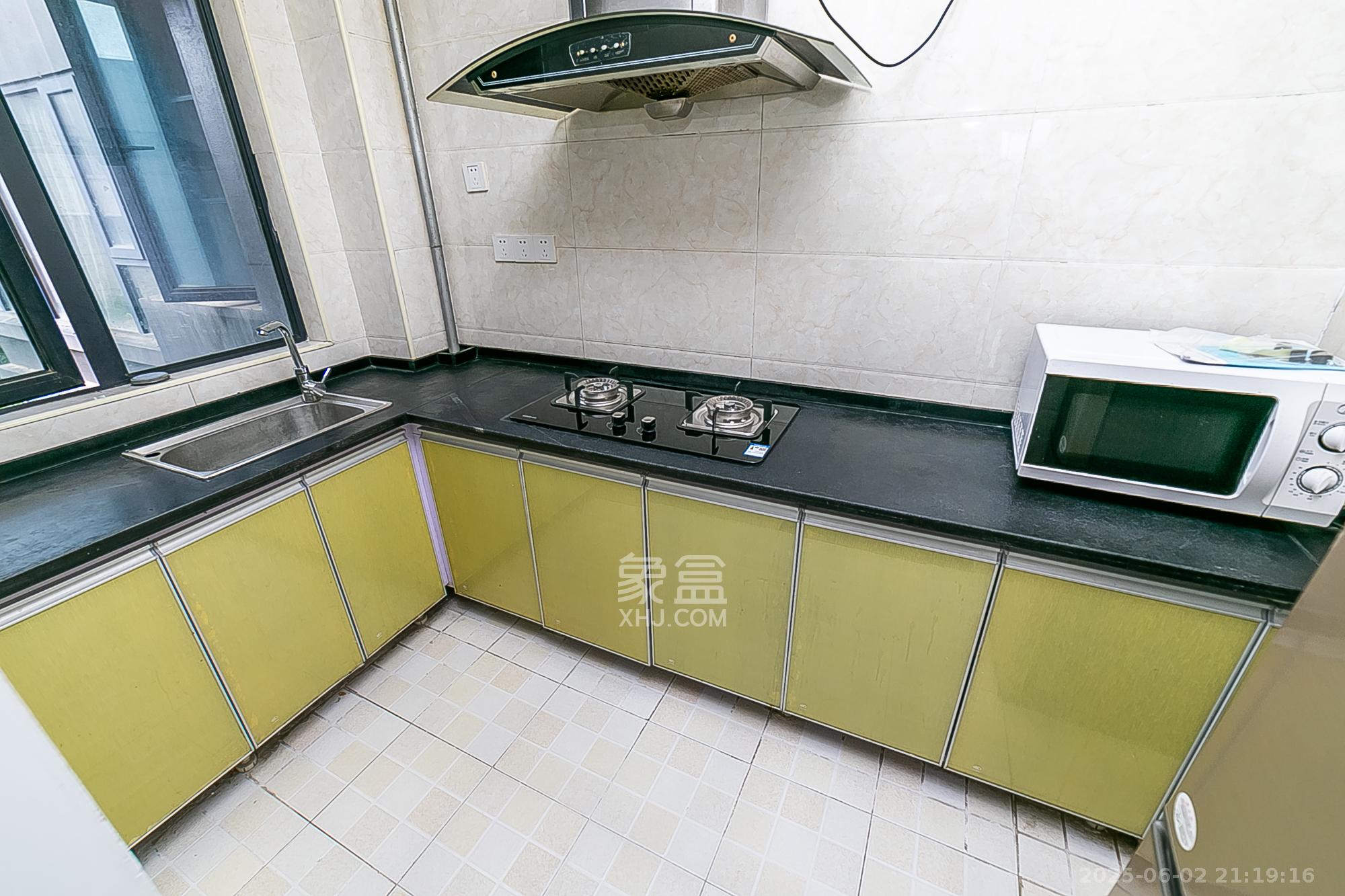 荣悦台  1室1厅1卫    115.0万 荣悦台  1室1厅1卫    115.0万其他