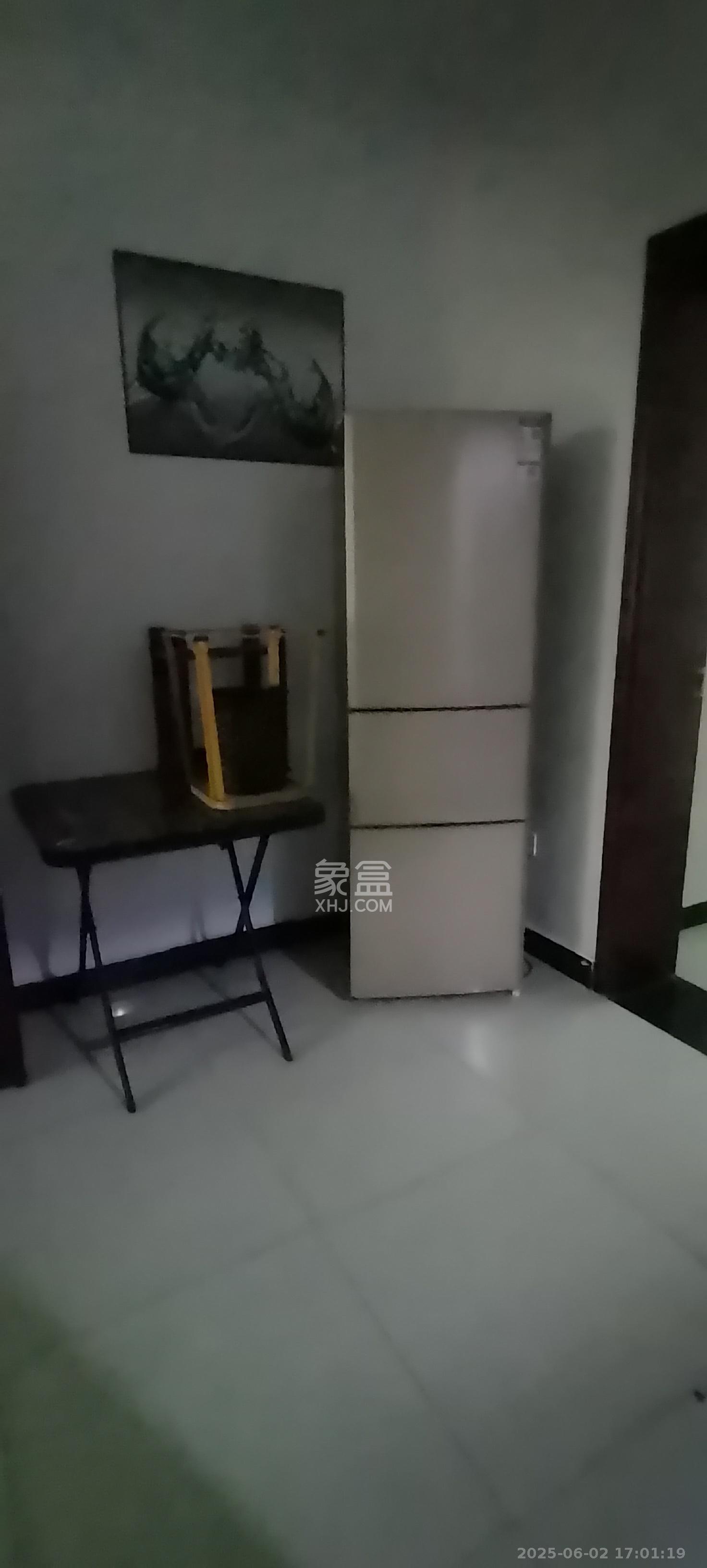 牛婆塘社区  2室1厅1卫   1550.00元/月室内图