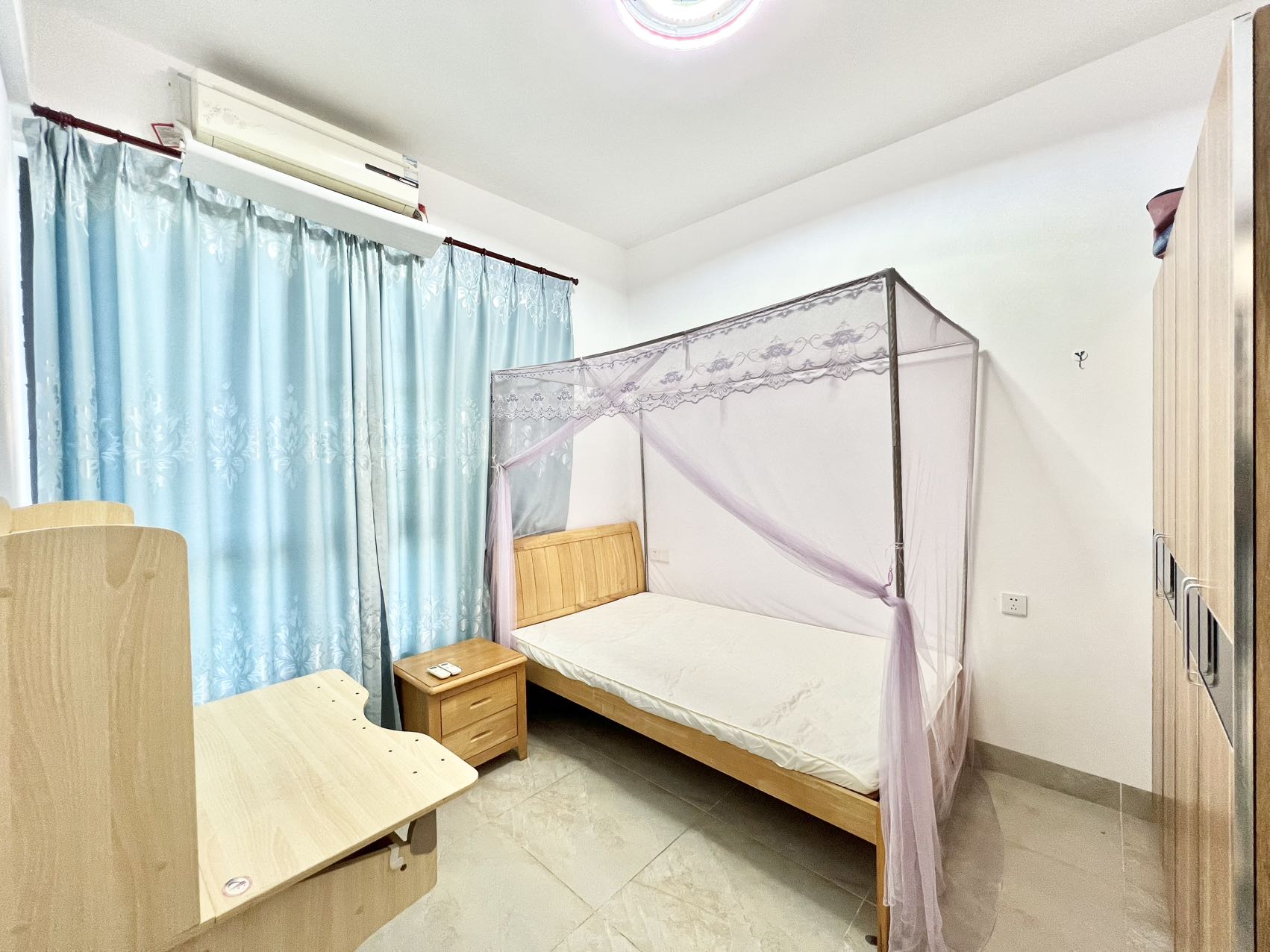 泰达天海国际  2室2厅1卫    3500.0元/月 泰达天海国际  2室2厅1卫    3500.0元/月室内图