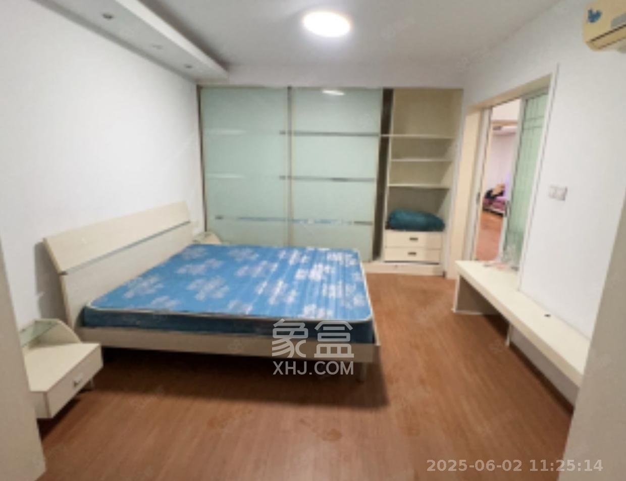 富绿新村  3室1厅1卫   1900.00元/月室内图