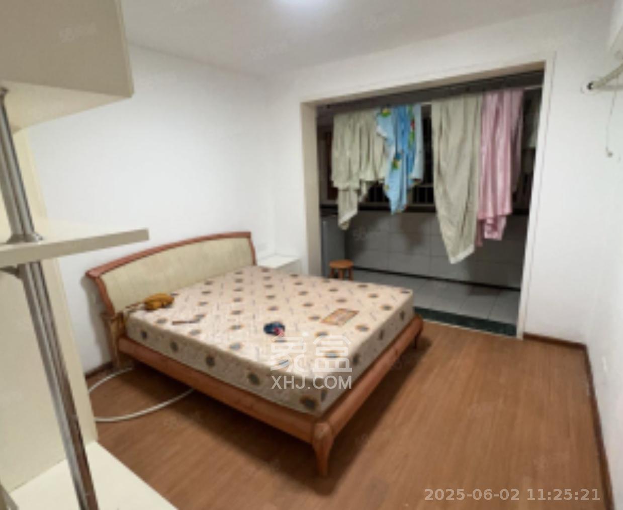 富绿新村  3室1厅1卫   1900.00元/月室内图
