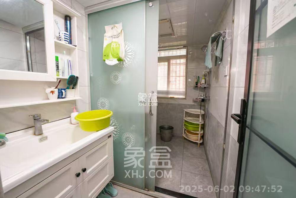 凯富南方鑫城 3室2厅2卫 3000.0元/月 凯富南方鑫城 3室2厅2卫 3000.0元/月室内图