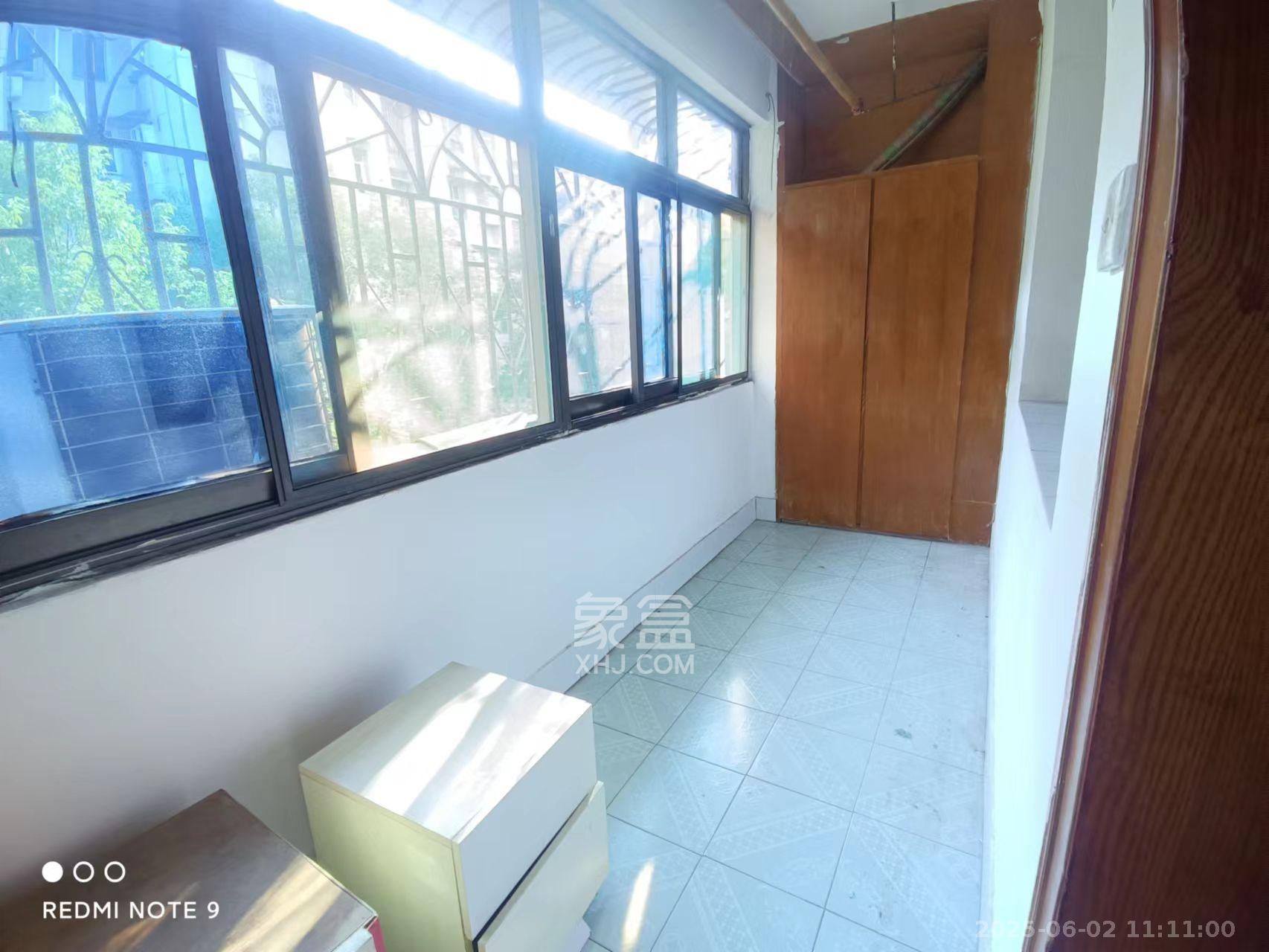 桂花路铁建宿舍 2室1厅1卫 1100.0元/月 桂花路铁建宿舍 2室1厅1卫 1100.0元/月室内图