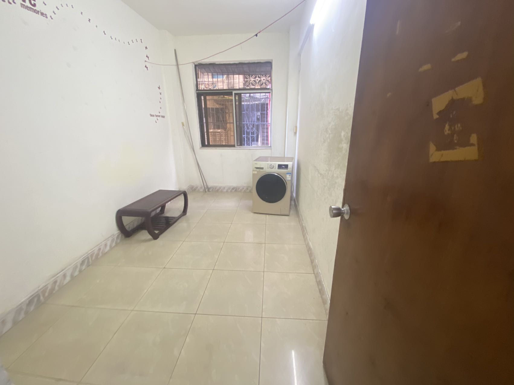 金鹿花园一期  1室0厅0卫    85.0万 金鹿花园一期  1室0厅0卫    85.0万客厅