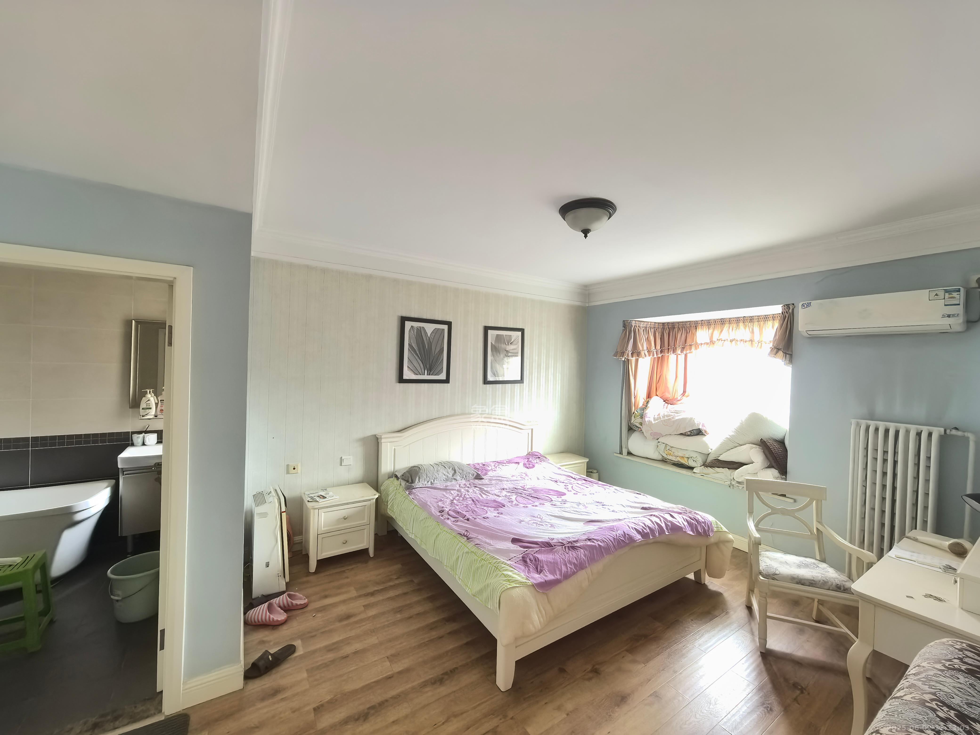 金葳佳园 4室2厅2卫 4000.0元/月 金葳佳园 4室2厅2卫 4000.0元/月室内图