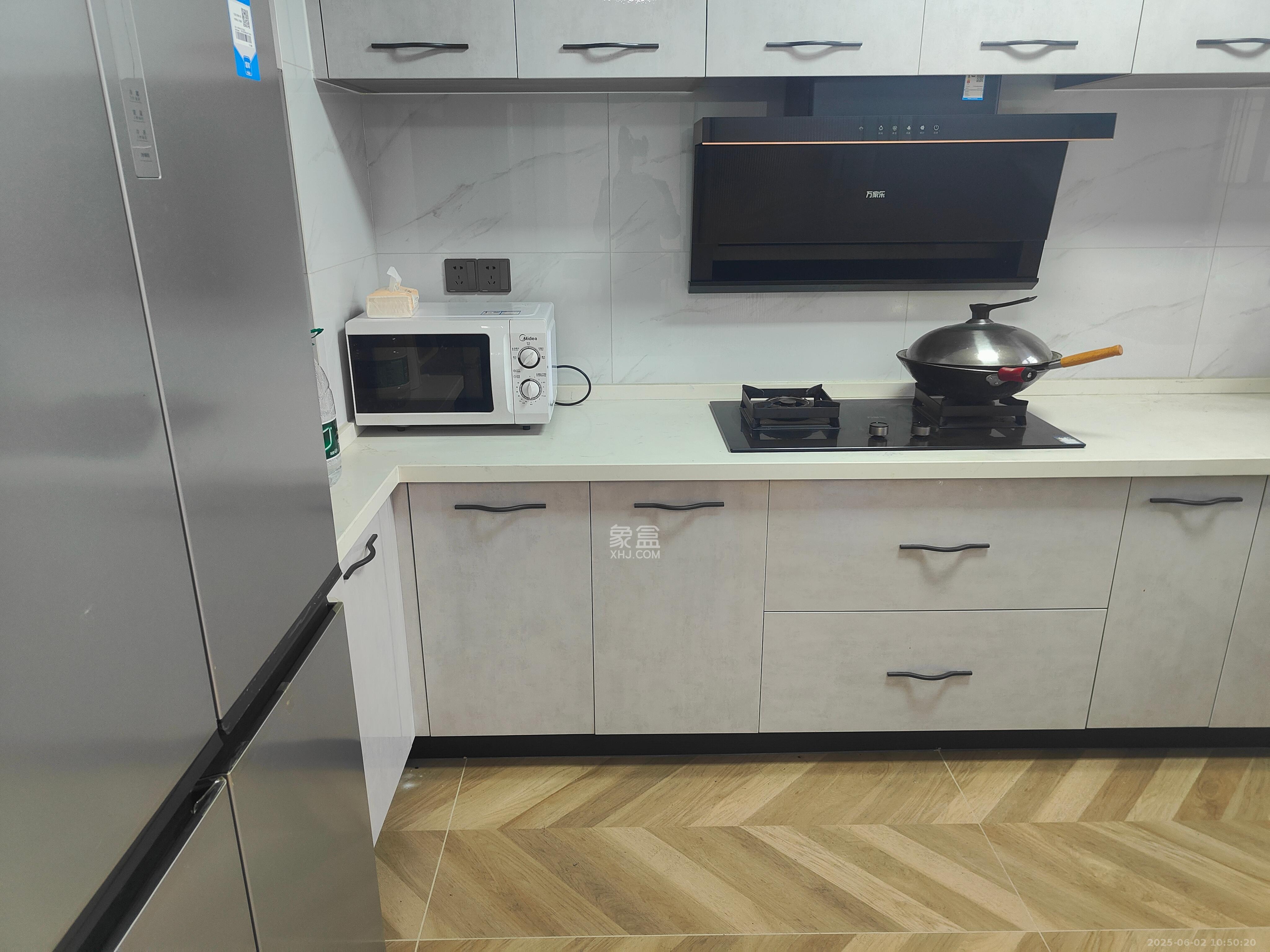 长房明宸府 4室2厅2卫 3000.0元/月 长房明宸府 4室2厅2卫 3000.0元/月室内图