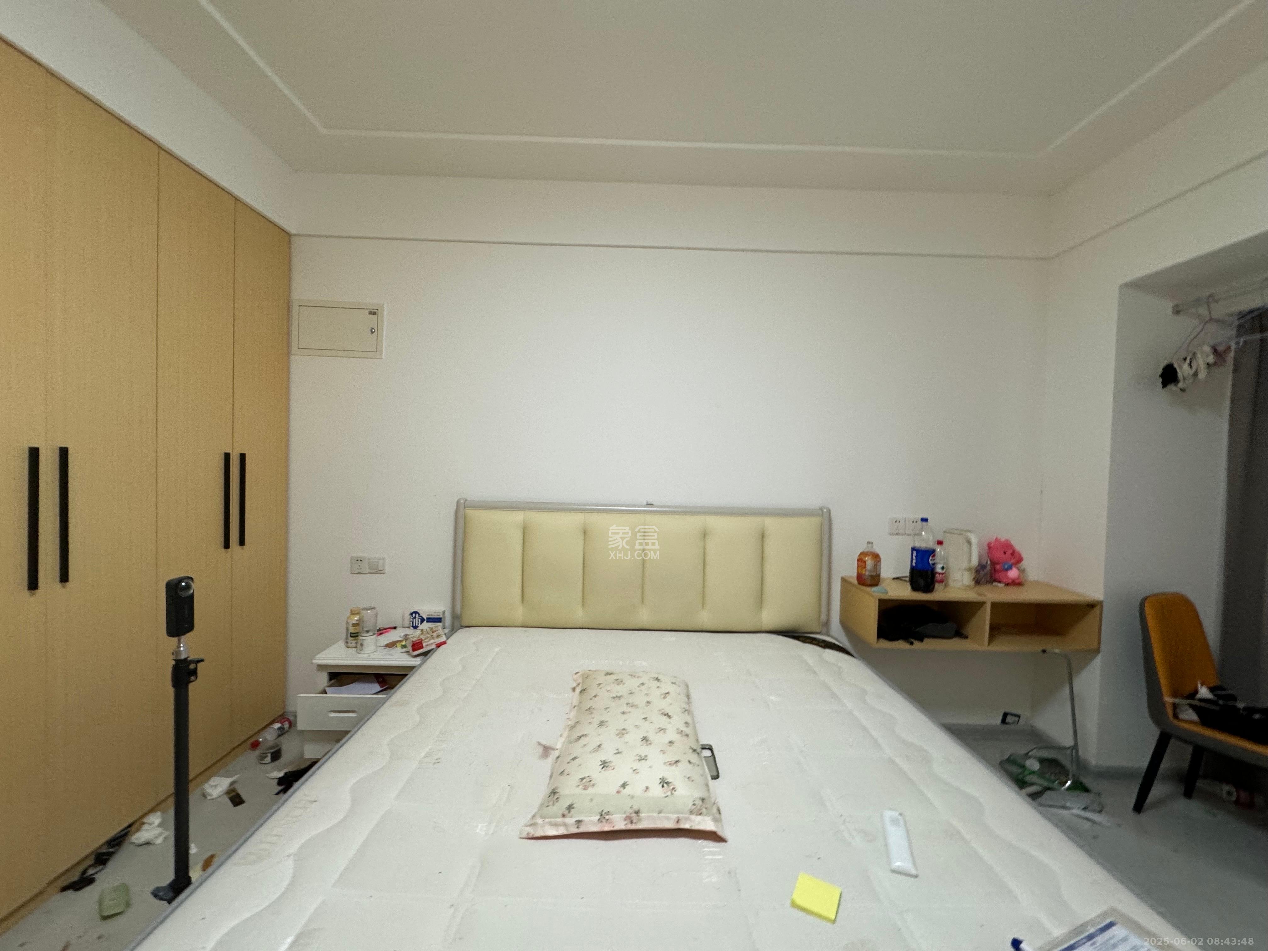 碧桂园城市之光  1室1厅1卫   1550.00元/月室内图