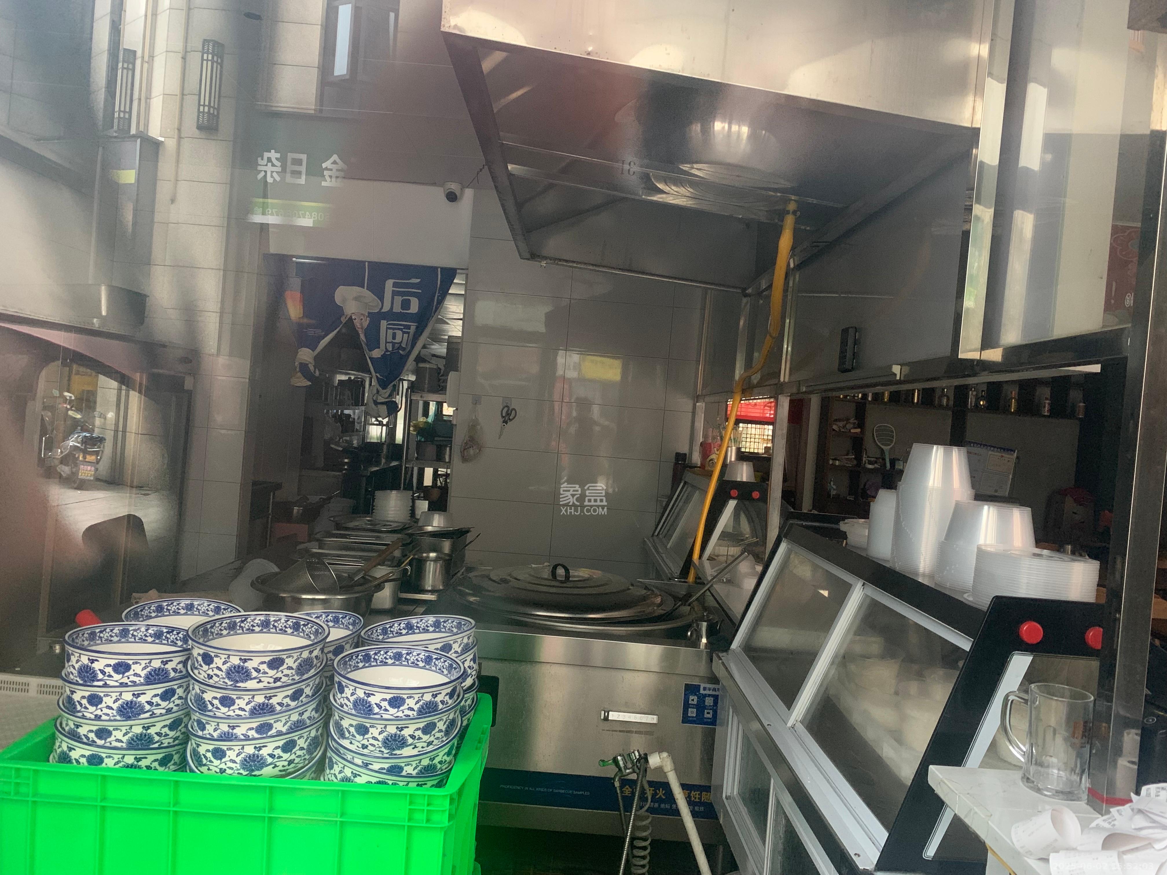 荣盛花语城   127.0㎡      6500.0元/月室内图