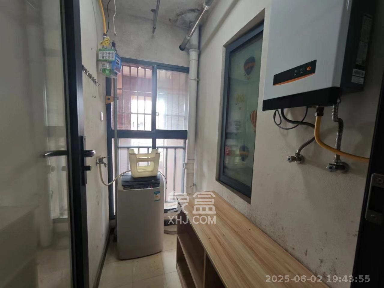 中建芙蓉工社 2室1厅1卫 1600.0元/月 中建芙蓉工社 2室1厅1卫 1600.0元/月室内图