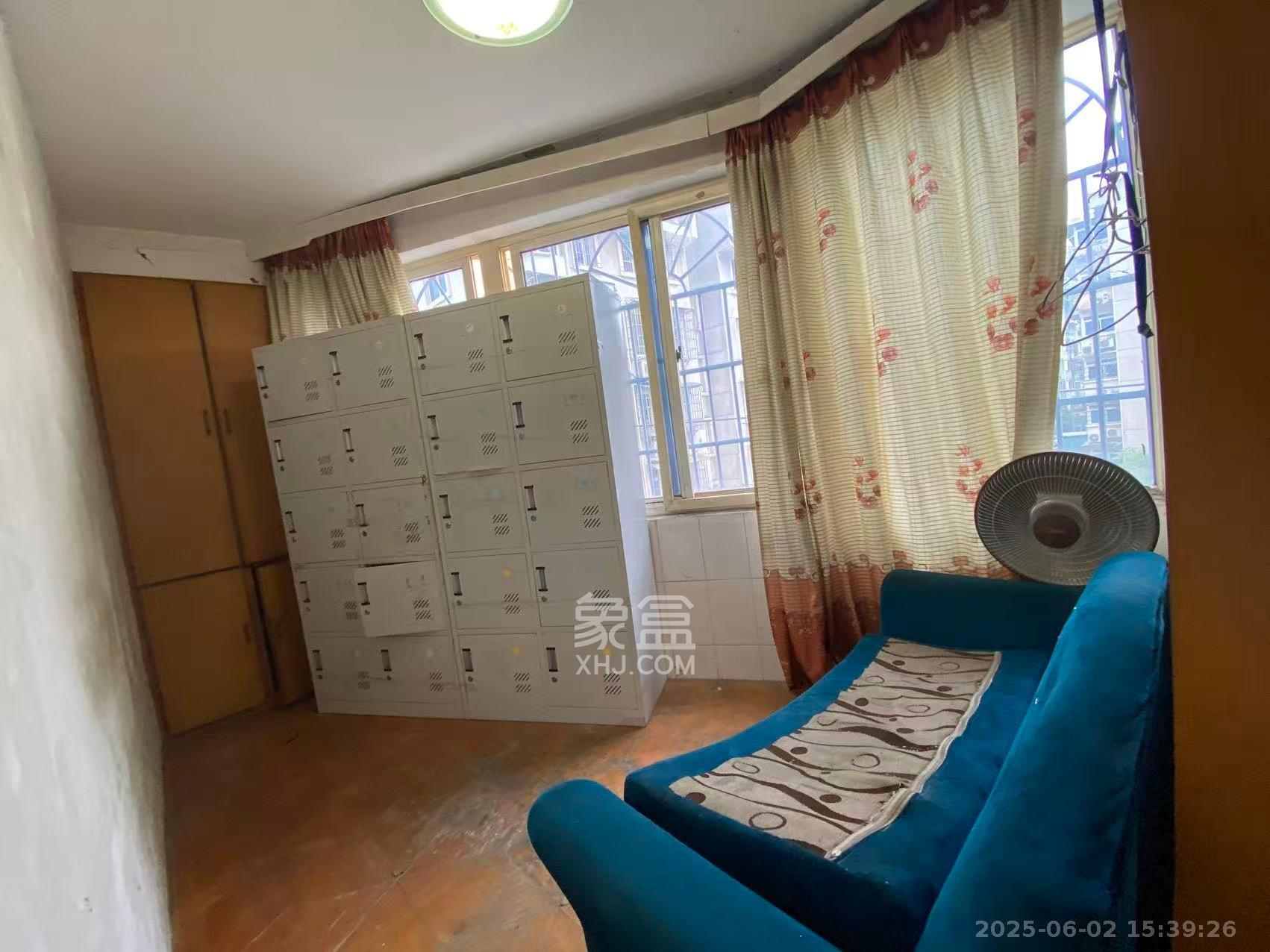 广厦新村 3室1厅1卫 1333.0元/月 广厦新村 3室1厅1卫 1333.0元/月室内图