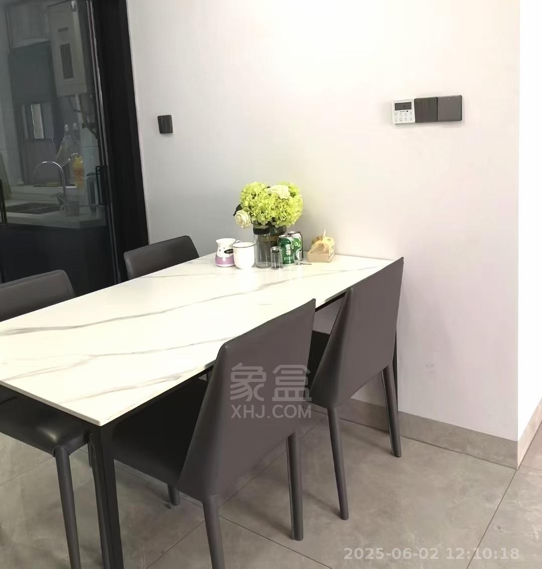 经世龙城 3室2厅2卫 2300.0元/月 经世龙城 3室2厅2卫 2300.0元/月室内图