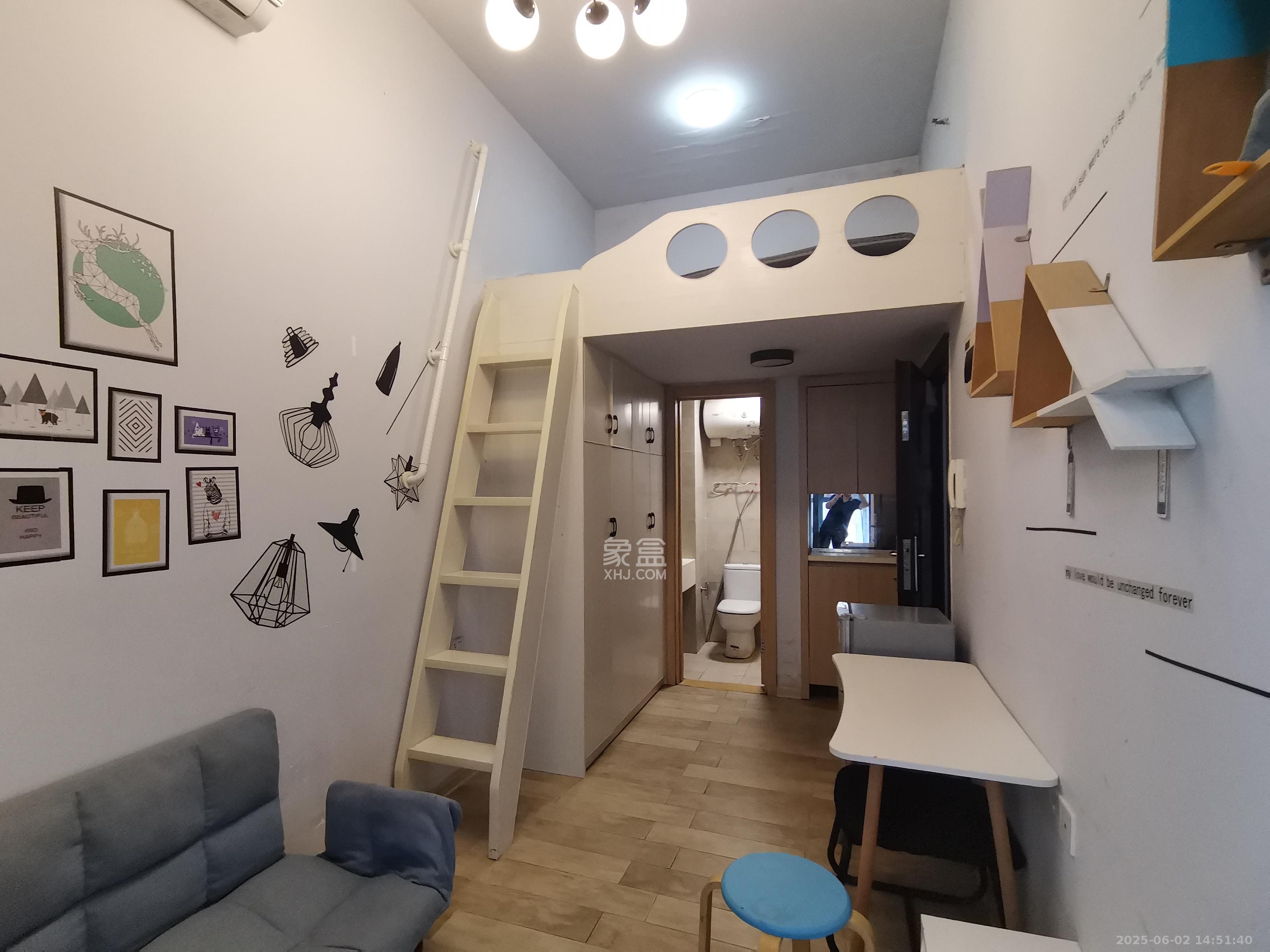 兰亭湾畔  1室1厅1卫   1200.00元/月室内图