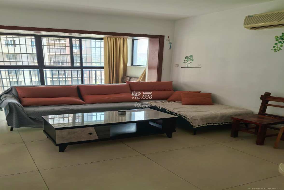 天凯东苑  2室2厅1卫    2000.0元/月 天凯东苑  2室2厅1卫    2000.0元/月室内图