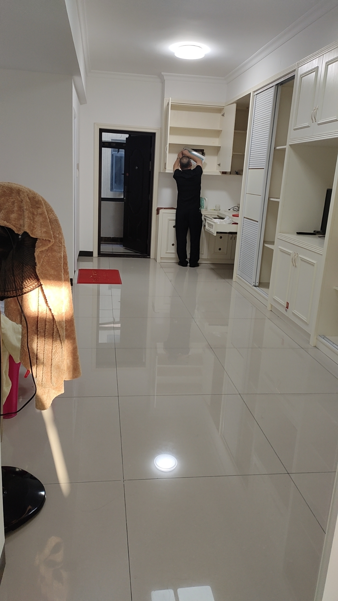 百弘学府城 1室1厅1卫 1200.0元/月 百弘学府城 1室1厅1卫 1200.0元/月室内图