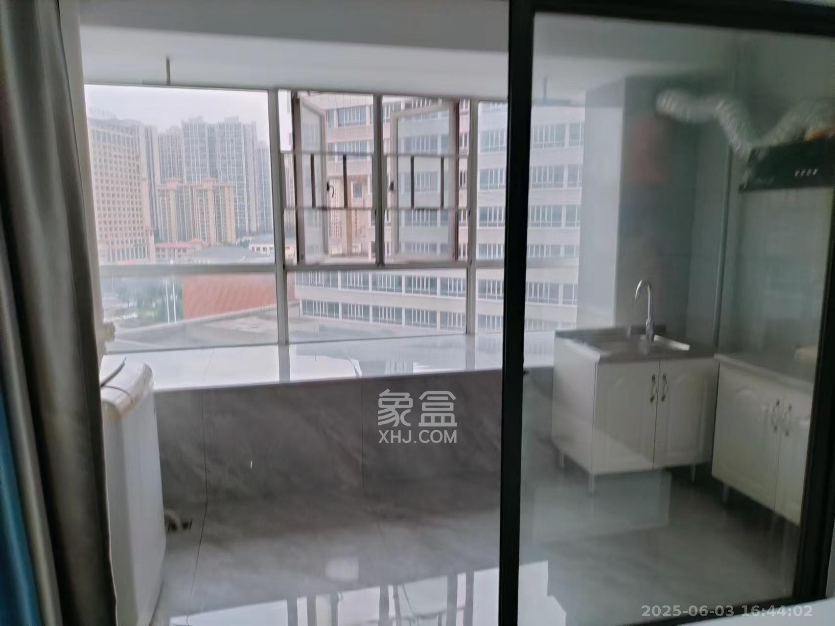 中建嘉和城  1室0厅0卫   1500.00元/月