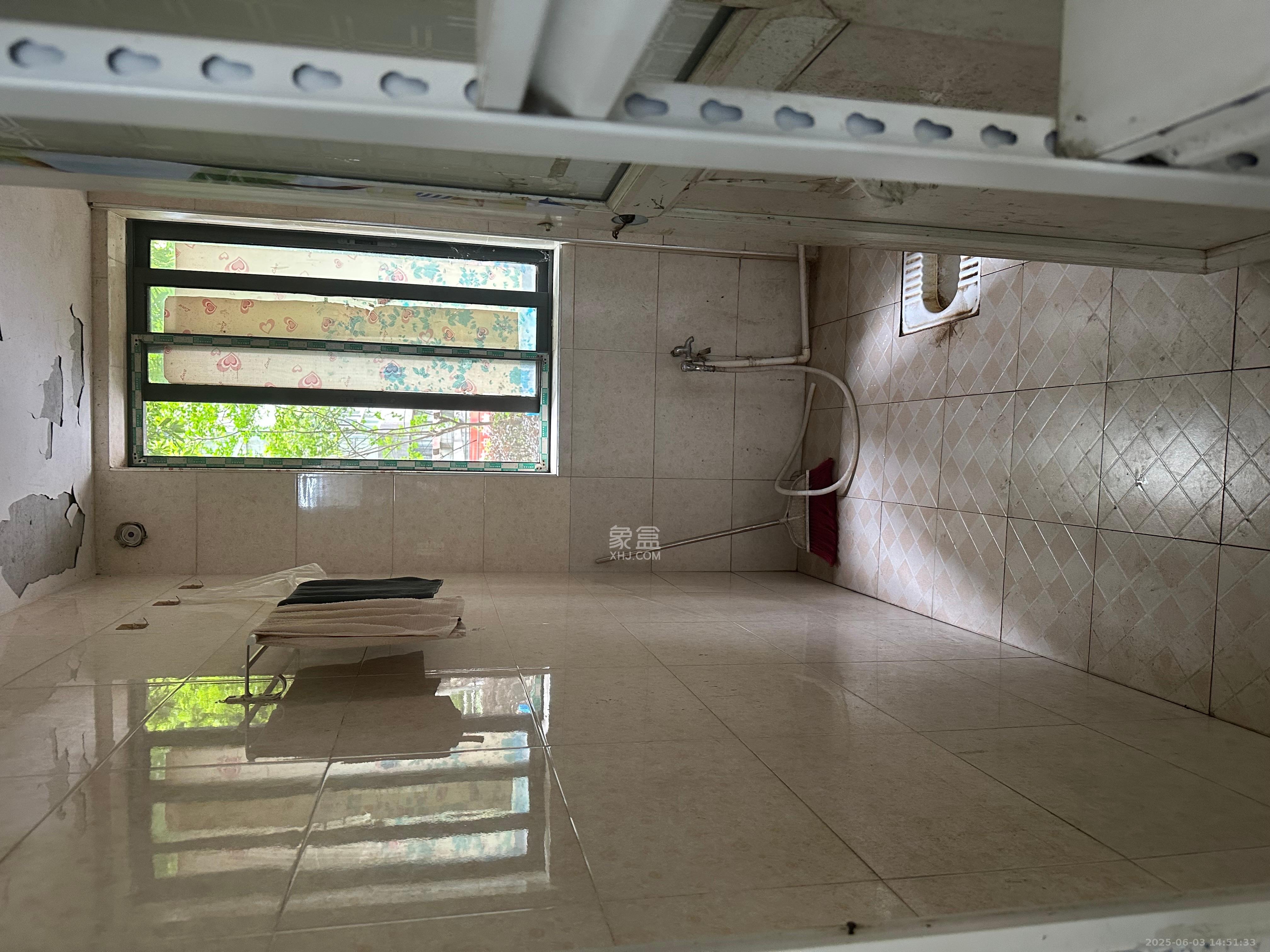 恒基凯旋门一二期 3室1厅2卫 1800.0元/月 恒基凯旋门一二期 3室1厅2卫 1800.0元/月室内图