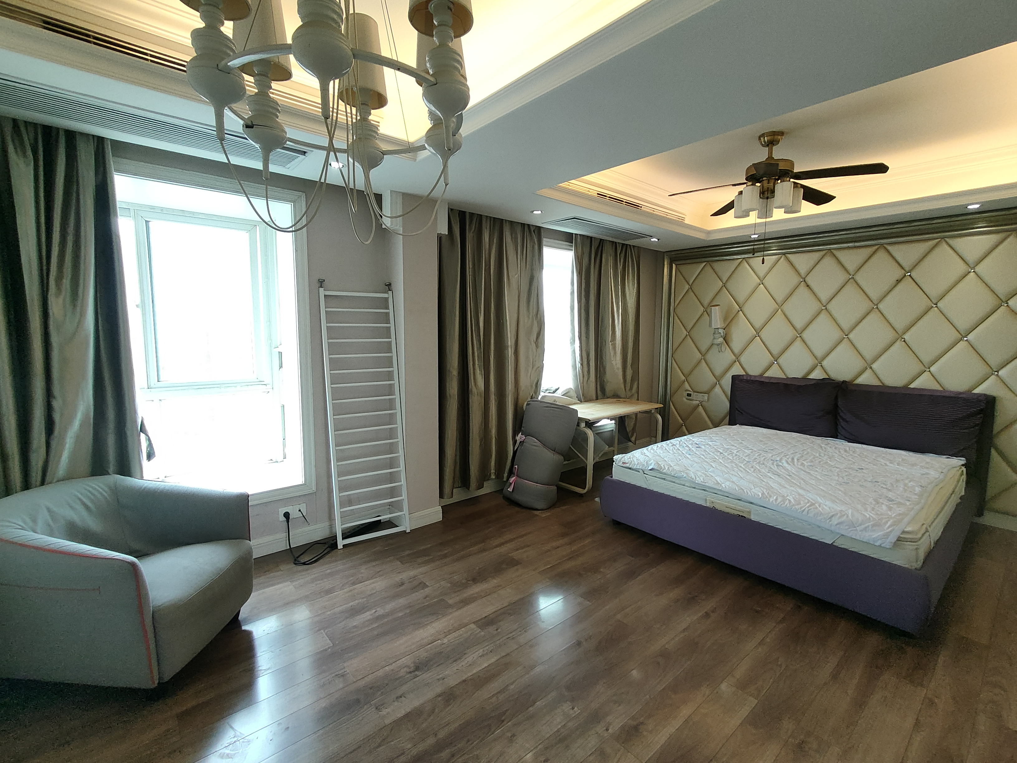 龙泉国际 3室2厅2卫 3000.0元/月 龙泉国际 3室2厅2卫 3000.0元/月室内图