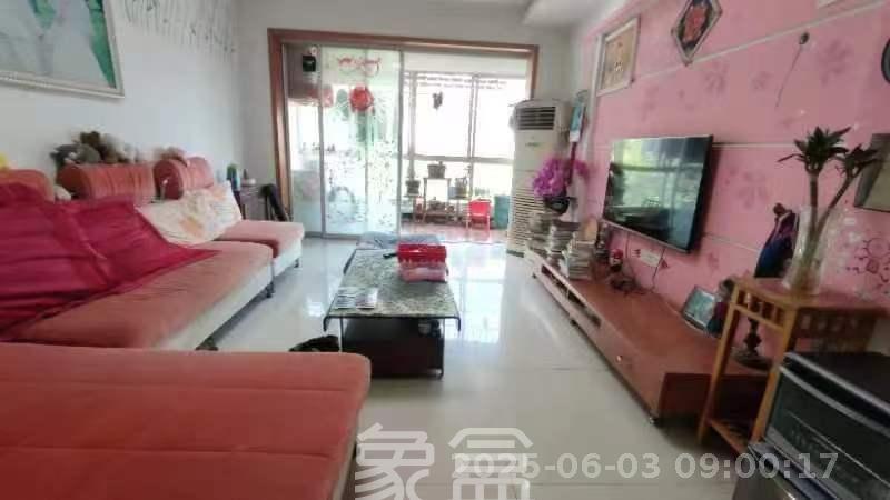麓谷沐春园  3室2厅1卫   2300.00元/月室内图1