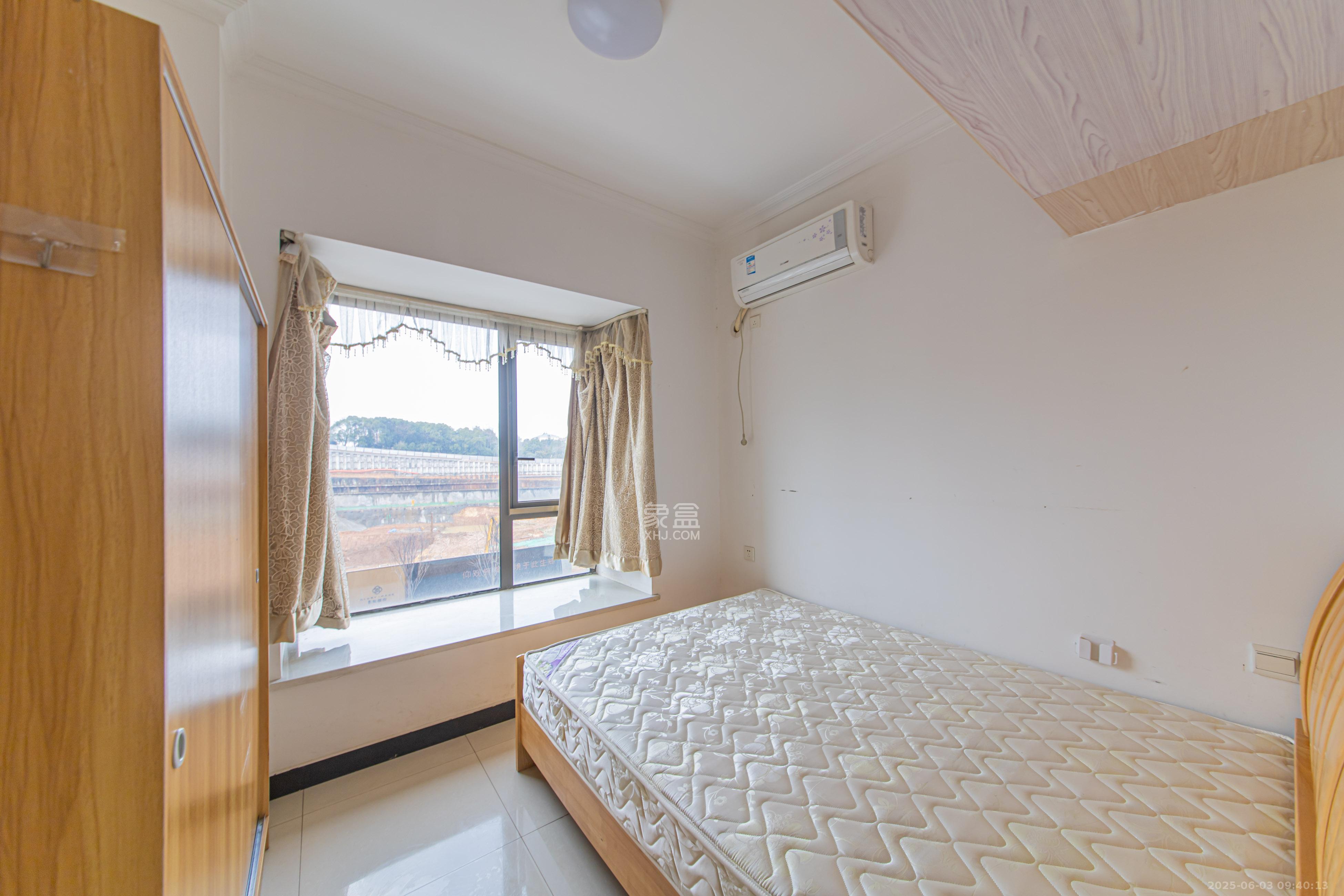 绿地公馆(绿地名邸) 2室1厅1卫 1800.0元/月 绿地公馆(绿地名邸) 2室1厅1卫 1800.0元/月室内图