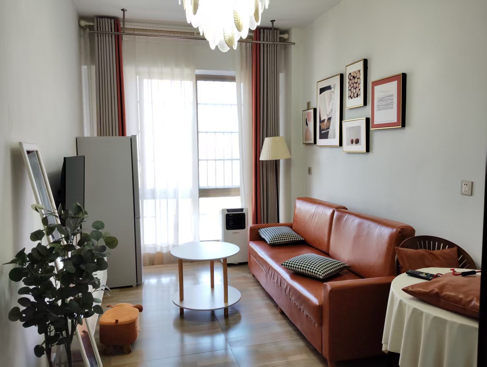 香格里拉  1室1厅1卫    22.8万 香格里拉  1室1厅1卫    22.8万室内图