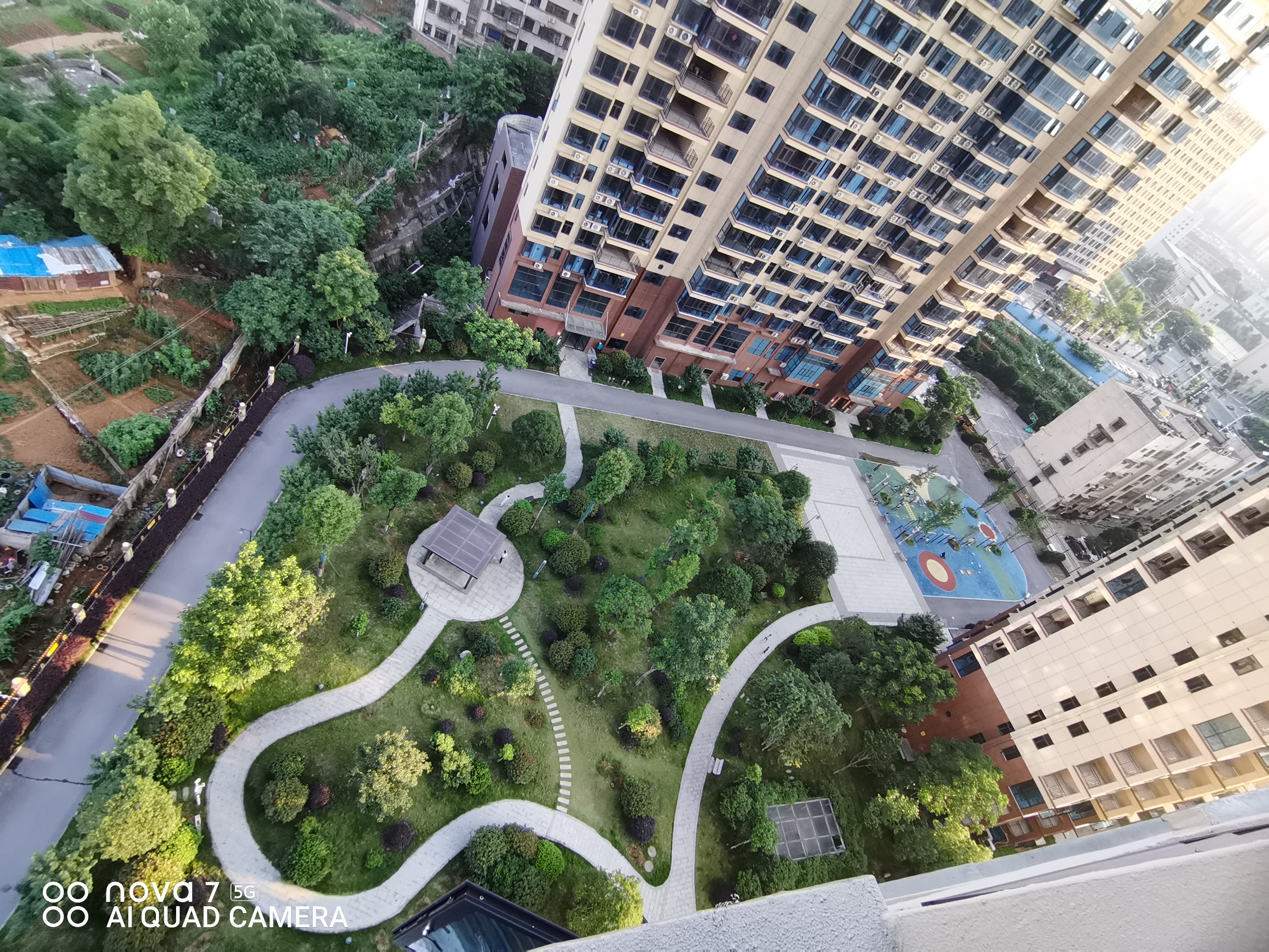 万顺康庭 3室2厅2卫 53.8万 万顺康庭 3室2厅2卫 53.8万客厅