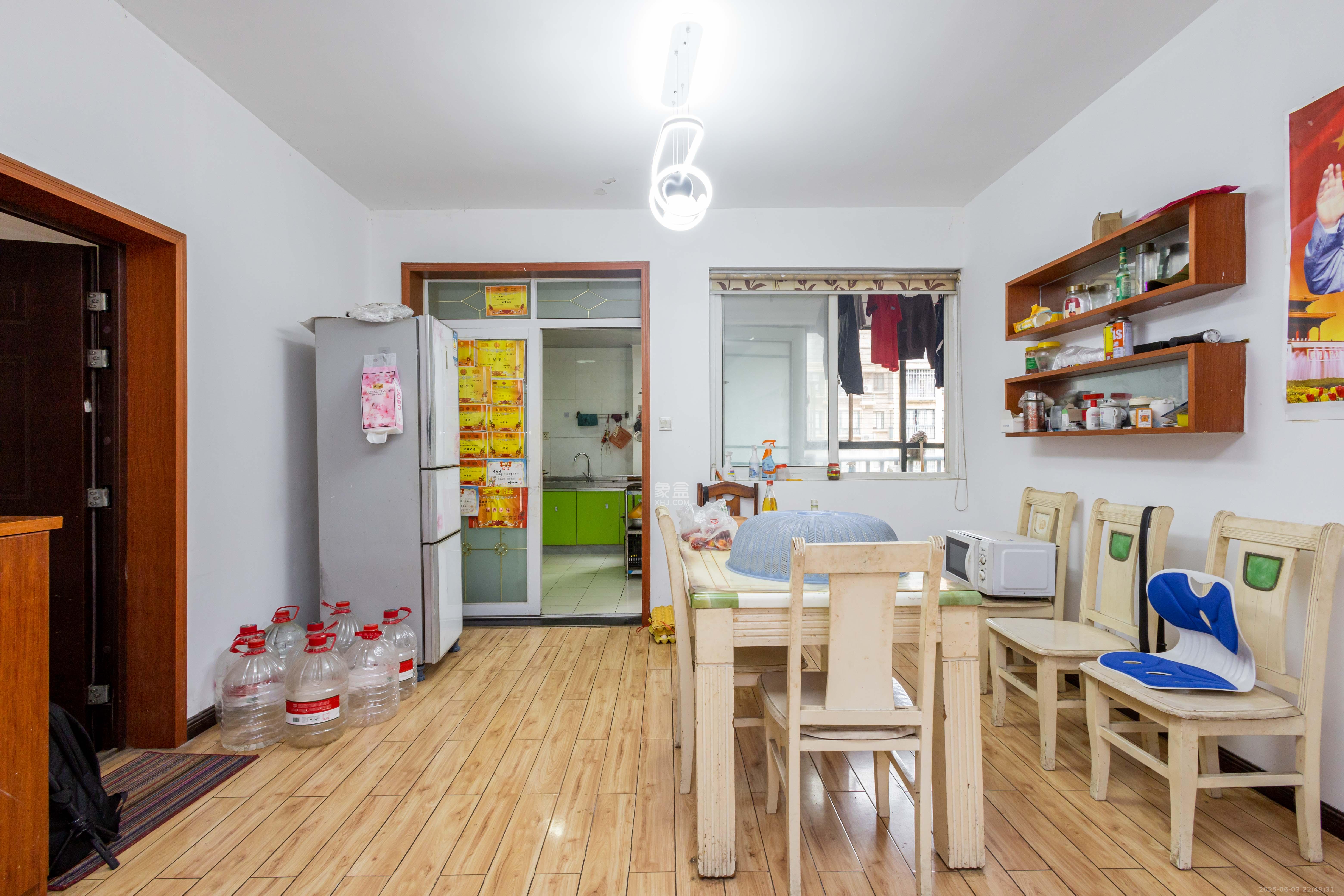 博雅湘水湾 3室2厅2卫 72.8万 博雅湘水湾 3室2厅2卫 72.8万客厅