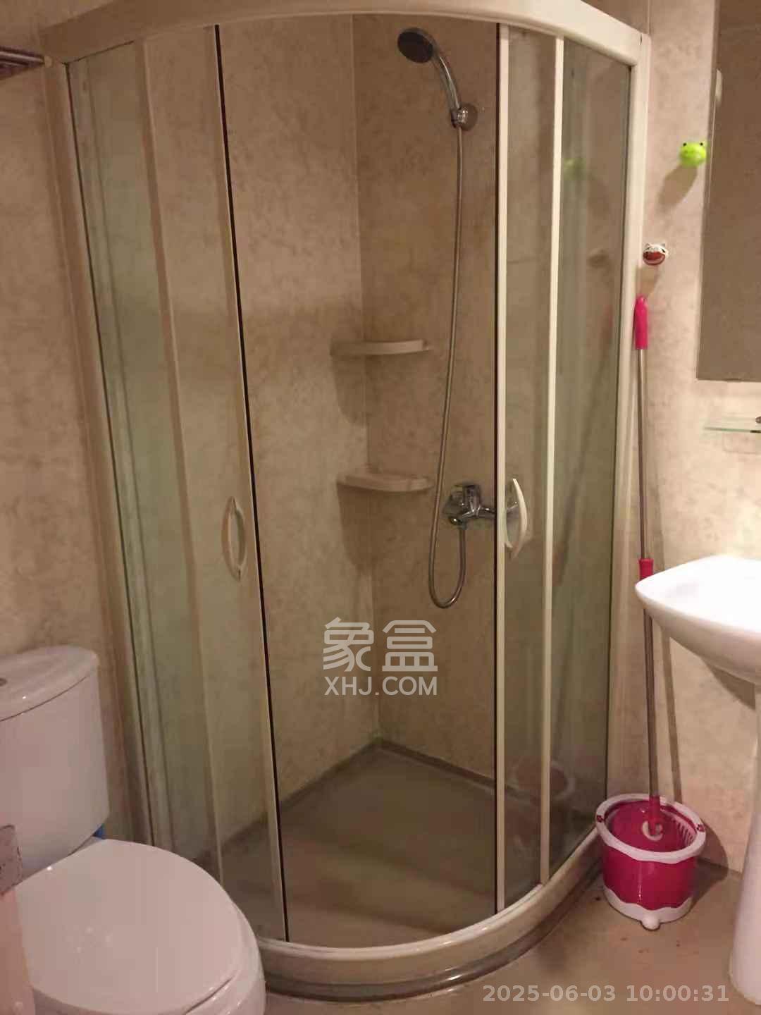 花漾年华(桂花园) 1室1厅1卫 1100.0元/月 花漾年华(桂花园) 1室1厅1卫 1100.0元/月室内图