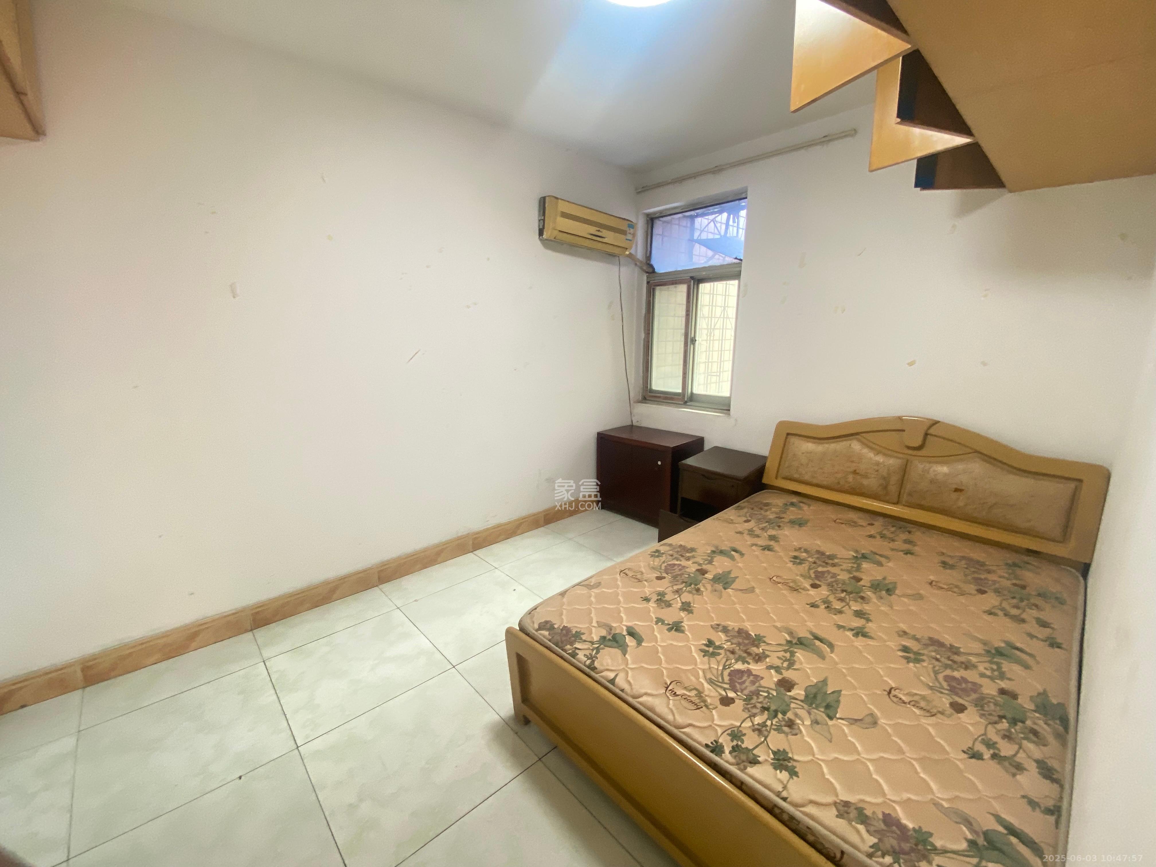 成达花园 3室2厅1卫 1200.0元/月 成达花园 3室2厅1卫 1200.0元/月室内图