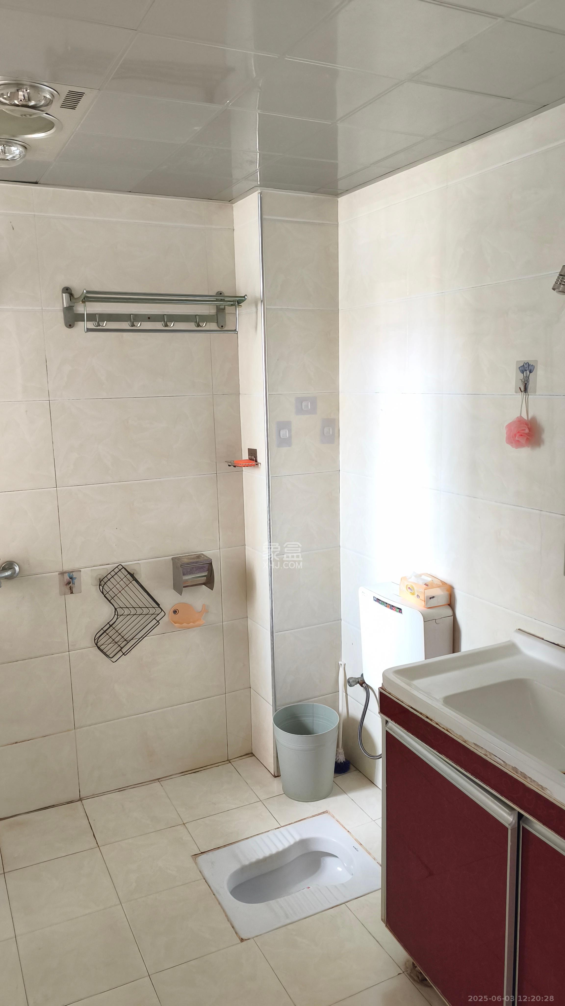 一品嘉庭  3室2厅1卫    2800.0元/月 一品嘉庭  3室2厅1卫    2800.0元/月室内图