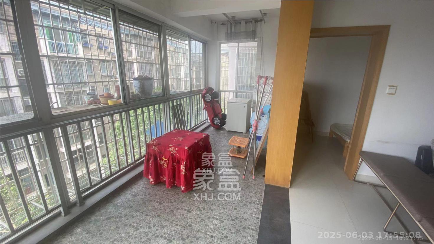 奋飞一百小区 4室2厅2卫 1500.0元/月 奋飞一百小区 4室2厅2卫 1500.0元/月室内图