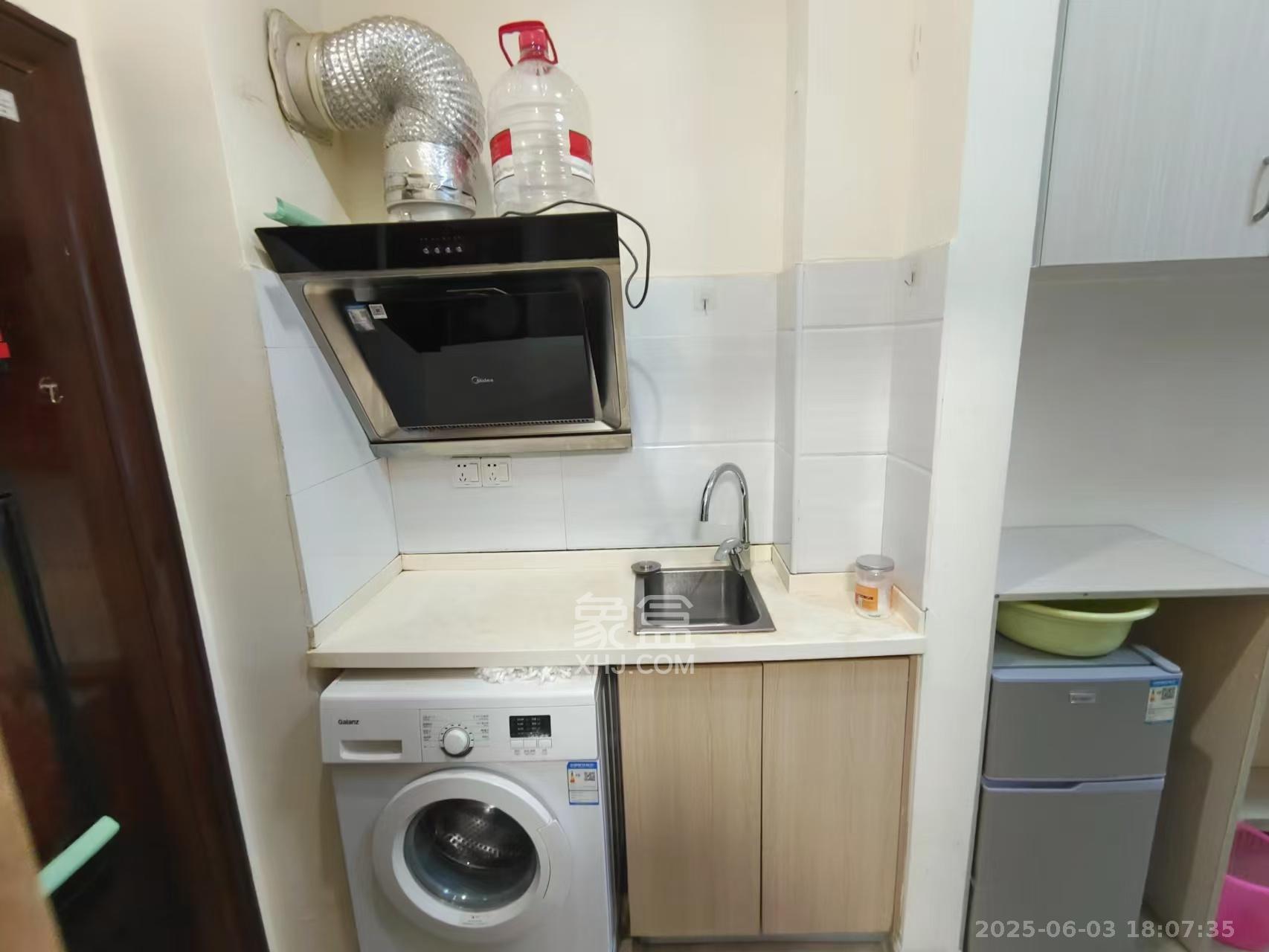 兰亭湾畔 1室1厅1卫 1000.0元/月 兰亭湾畔 1室1厅1卫 1000.0元/月室内图