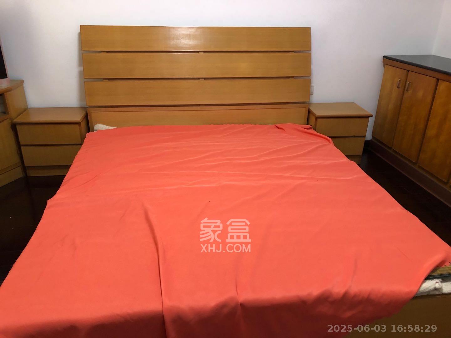 中海国际一期 3室2厅2卫 2100.0元/月 中海国际一期 3室2厅2卫 2100.0元/月室内图