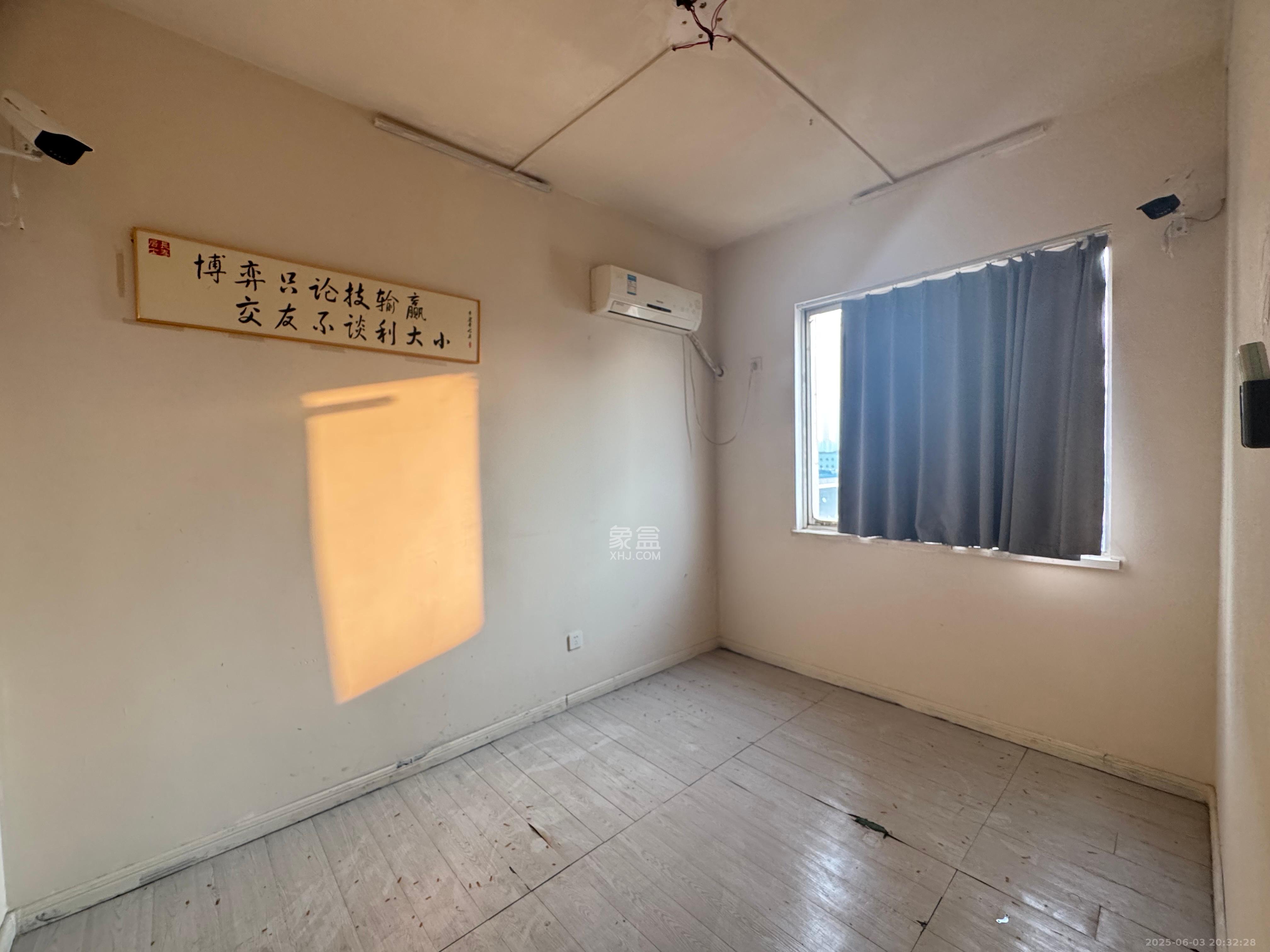 湘诚时速风标 4室0厅0卫 2000.00元/月 湘诚时速风标 4室0厅0卫 2000.00元/月室内图