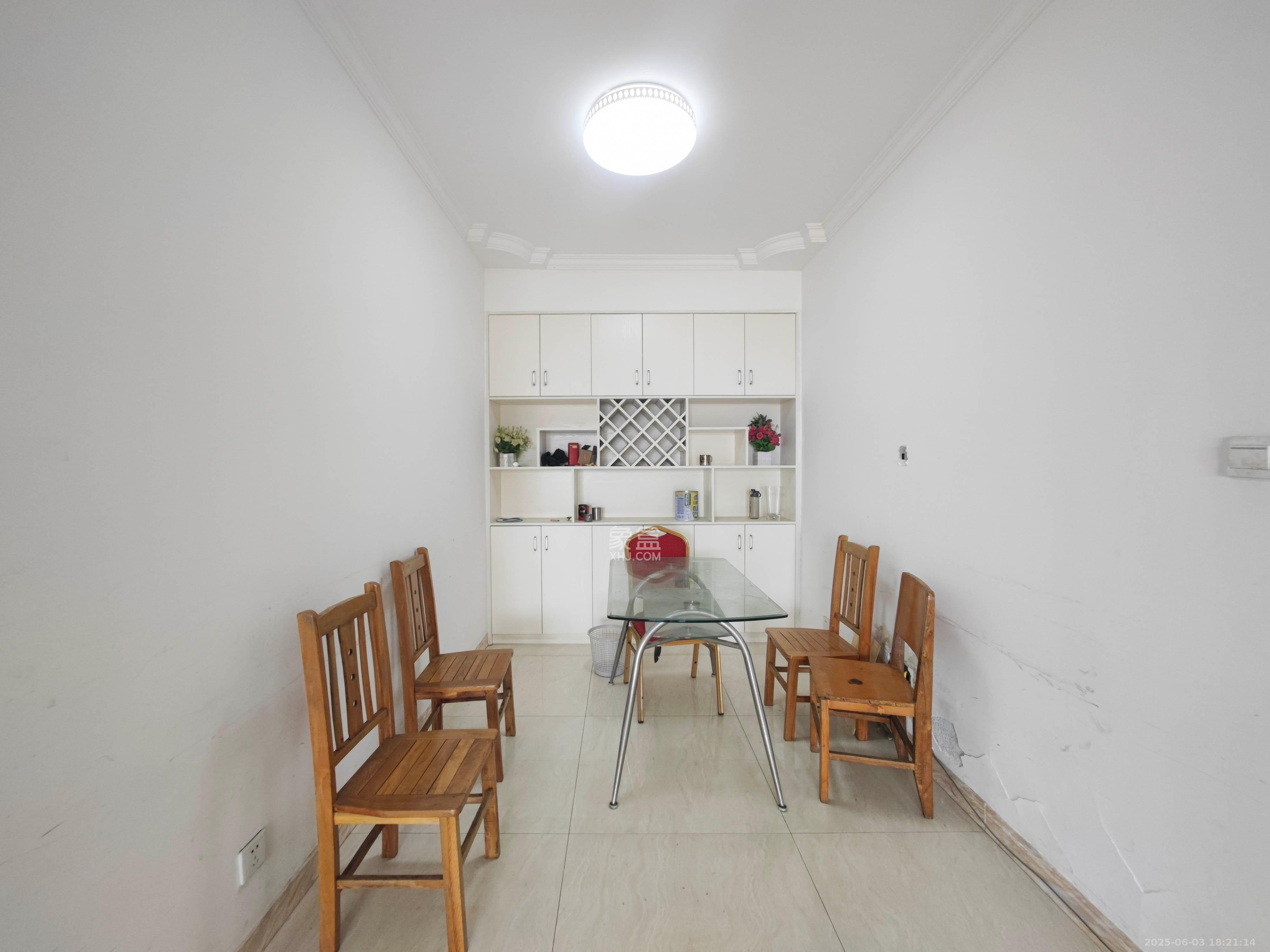 水岸天际(一期、二期) 3室2厅2卫 85.0万 水岸天际(一期、二期) 3室2厅2卫 85.0万其他