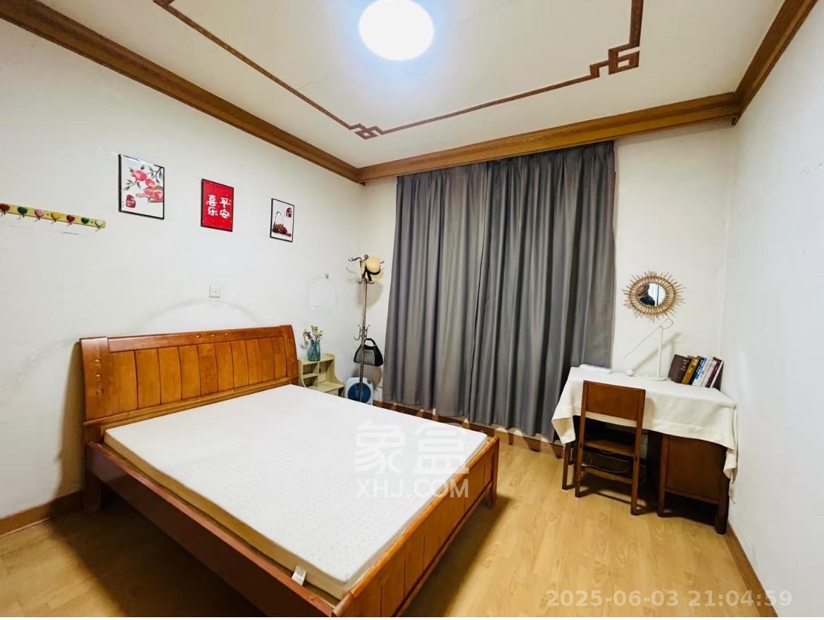 一医院宿舍 3室2厅1卫 1200.0元/月 一医院宿舍 3室2厅1卫 1200.0元/月室内图