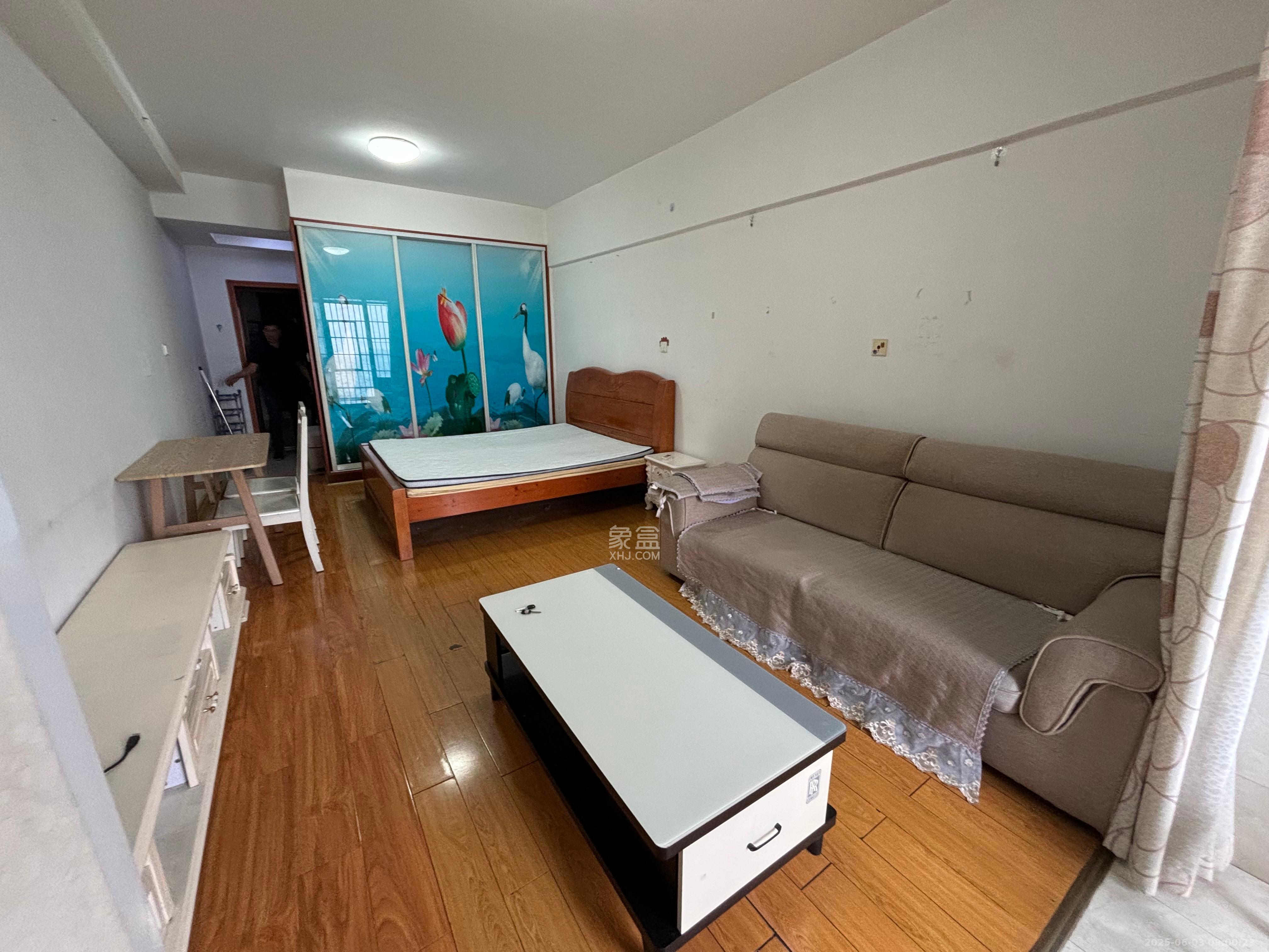 尚都花园城  1室1厅1卫    1100.0元/月室内图