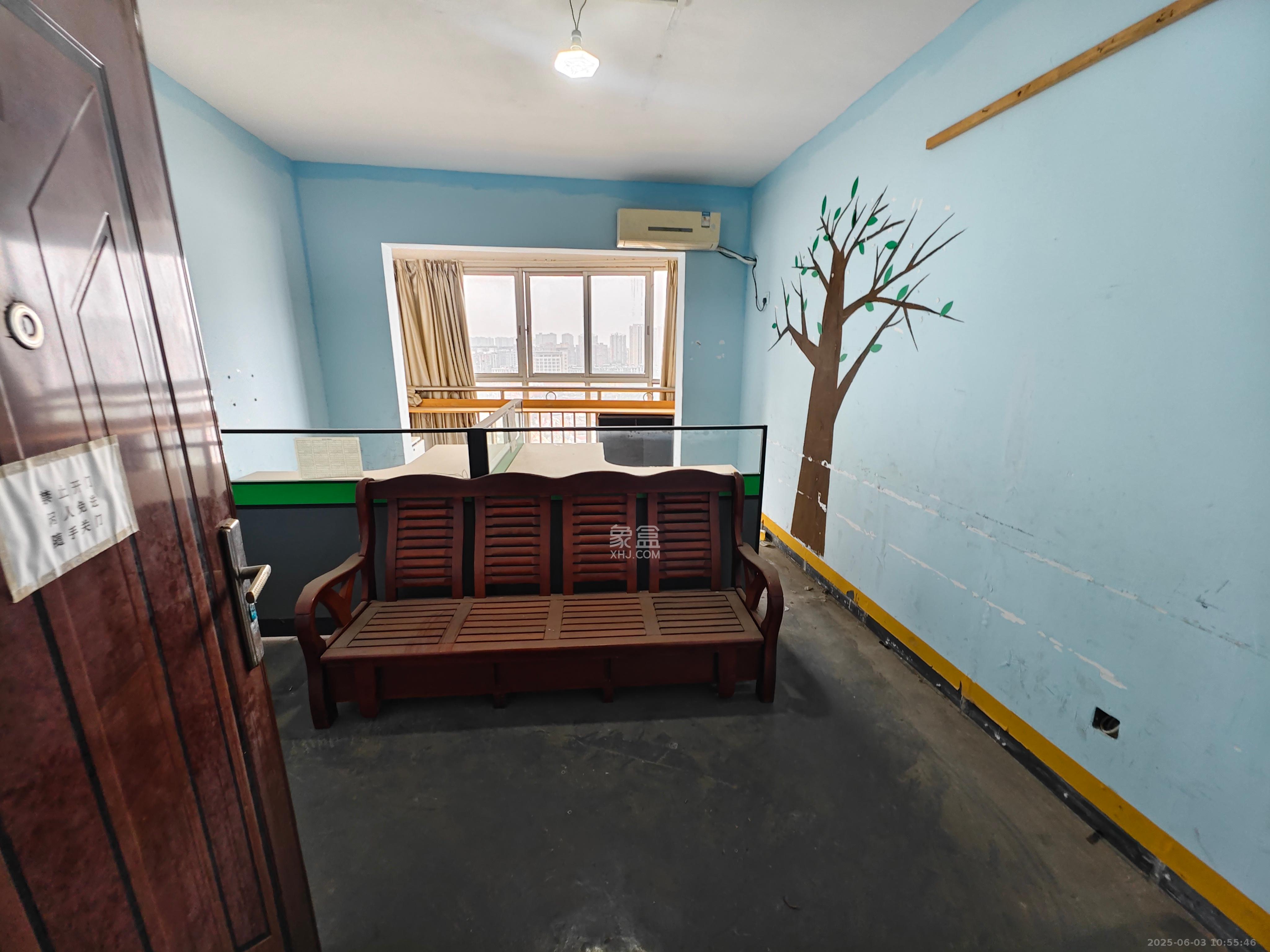 路桥大厦  4室2厅2卫    3000.0元/月 路桥大厦  4室2厅2卫    3000.0元/月