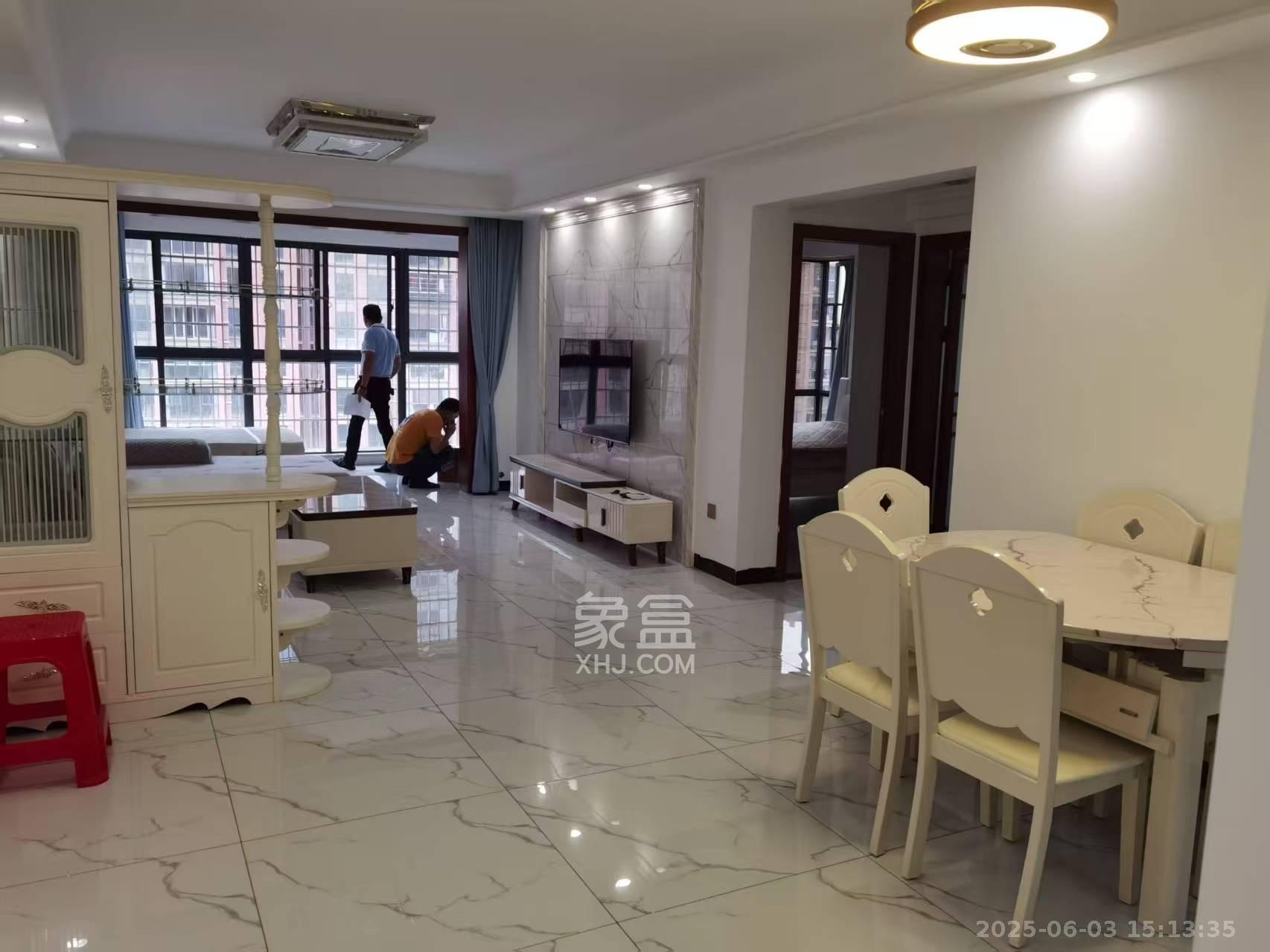 金谷豪庭 2室2厅1卫 2000.0元/月 金谷豪庭 2室2厅1卫 2000.0元/月室内图