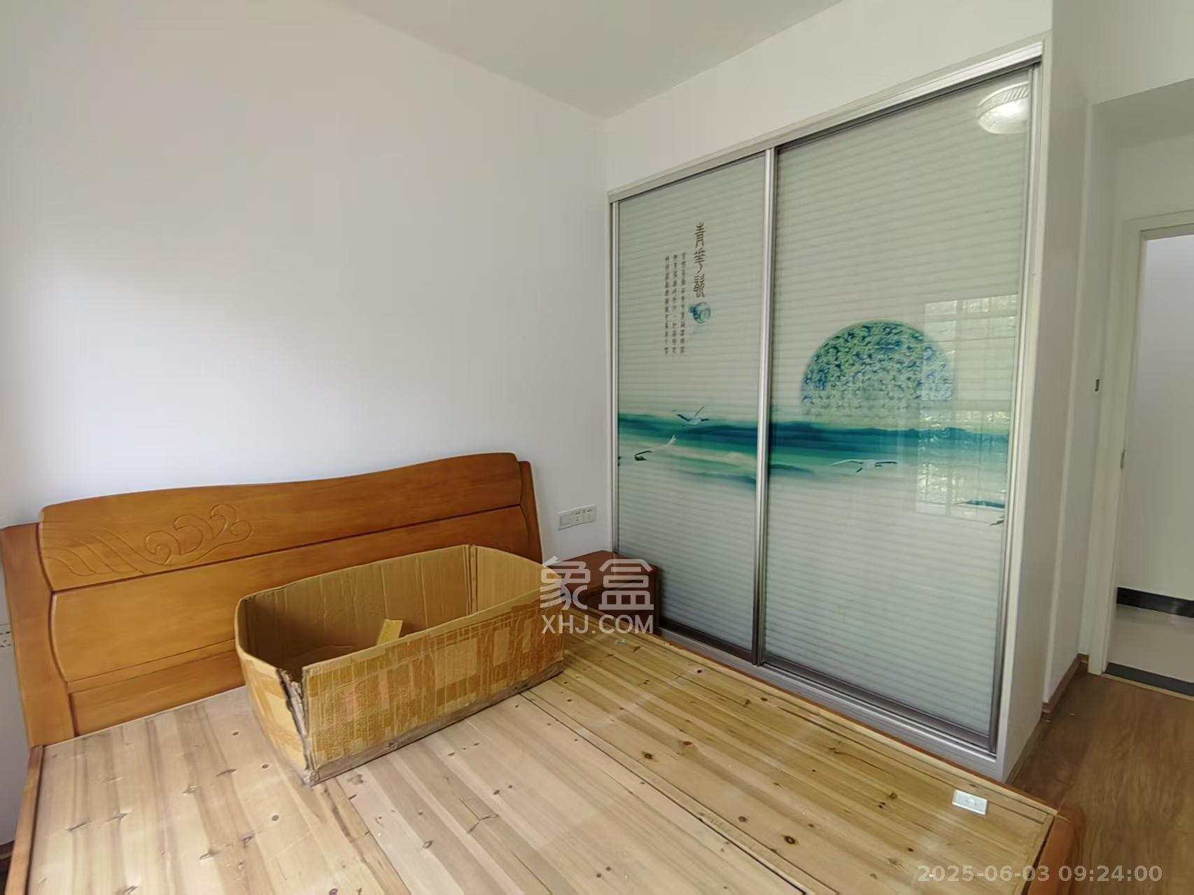 长沙玫瑰园 3室2厅2卫 2000.0元/月 长沙玫瑰园 3室2厅2卫 2000.0元/月室内图